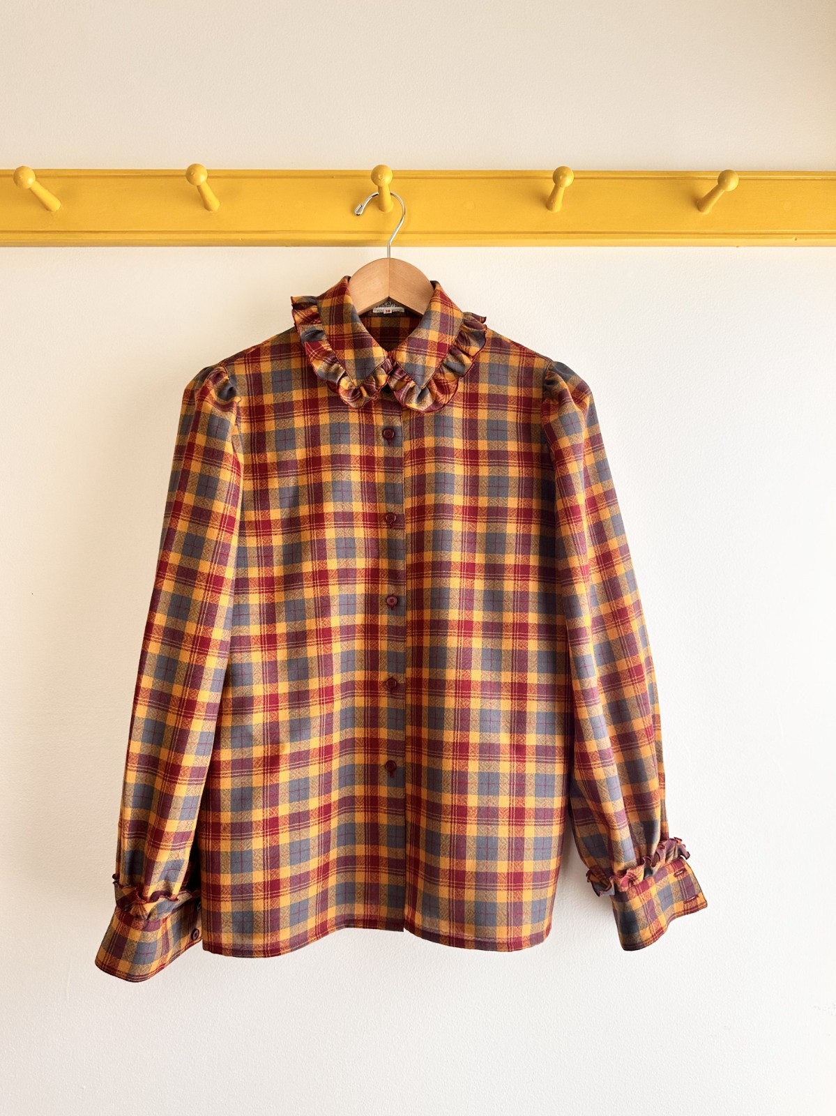 Vintage 70s GUY LAROCHE Paris fine wool plaid ruffle collar blouse top shirt S M
