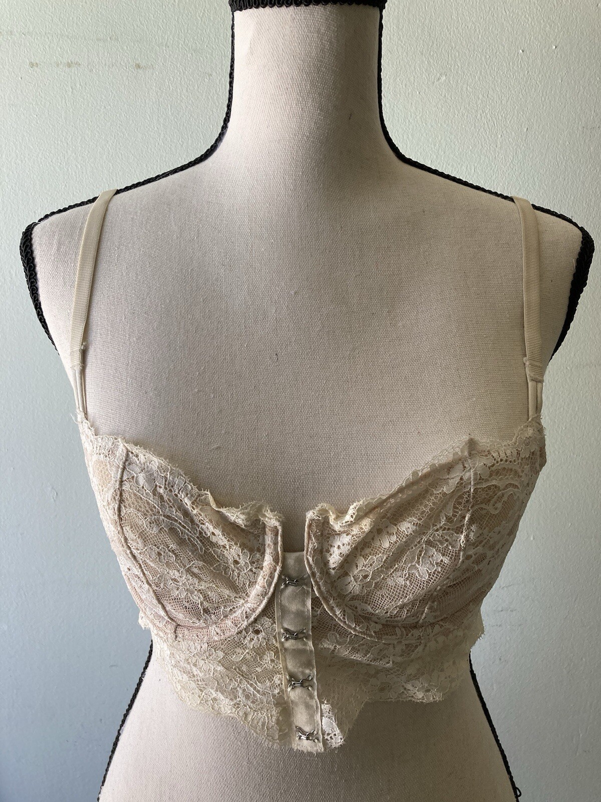 ✨Rare Dream Angels Victorias Secret Demi Bra Set 32C Cream Lace Mesh Underwire