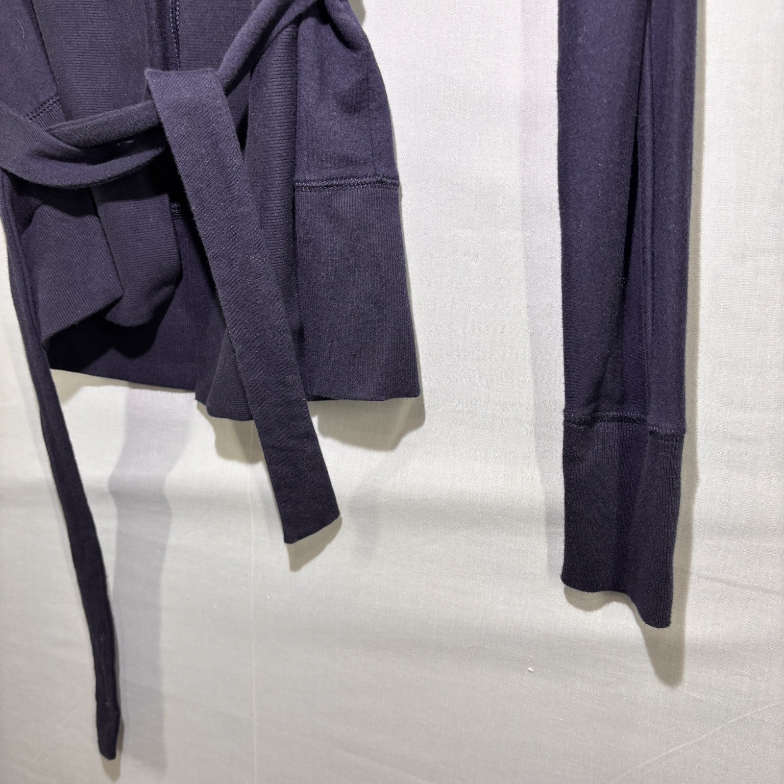 Banana Republic Stretch Wrap Navy Top Blouse Sz Small Excellent condition