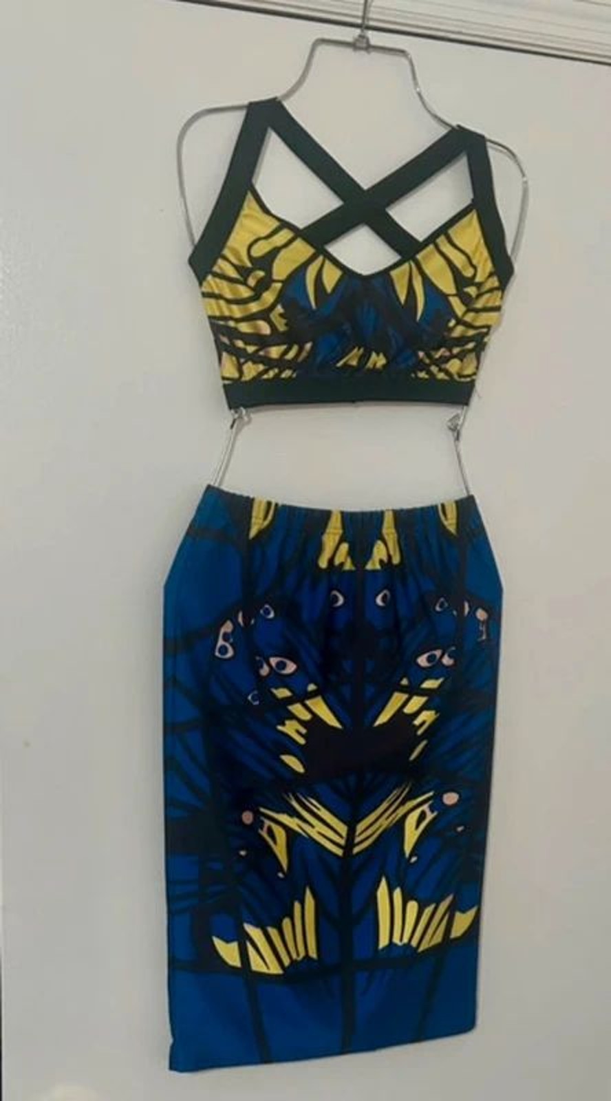 Women’s Blue Yellow Abstract Print Crop Top & Midi Skirt Set Size Large