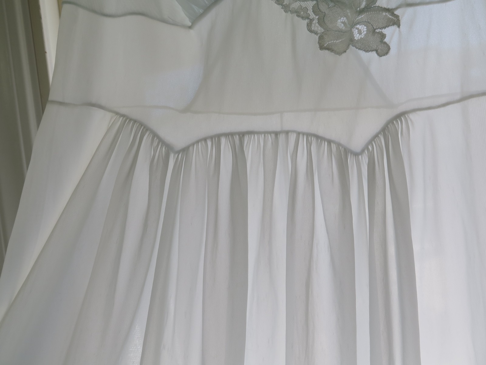 VTG Vanity Fair Sheer Chiffon Negligee Nightgown Blue Lace Bust Sz 36 Tricot