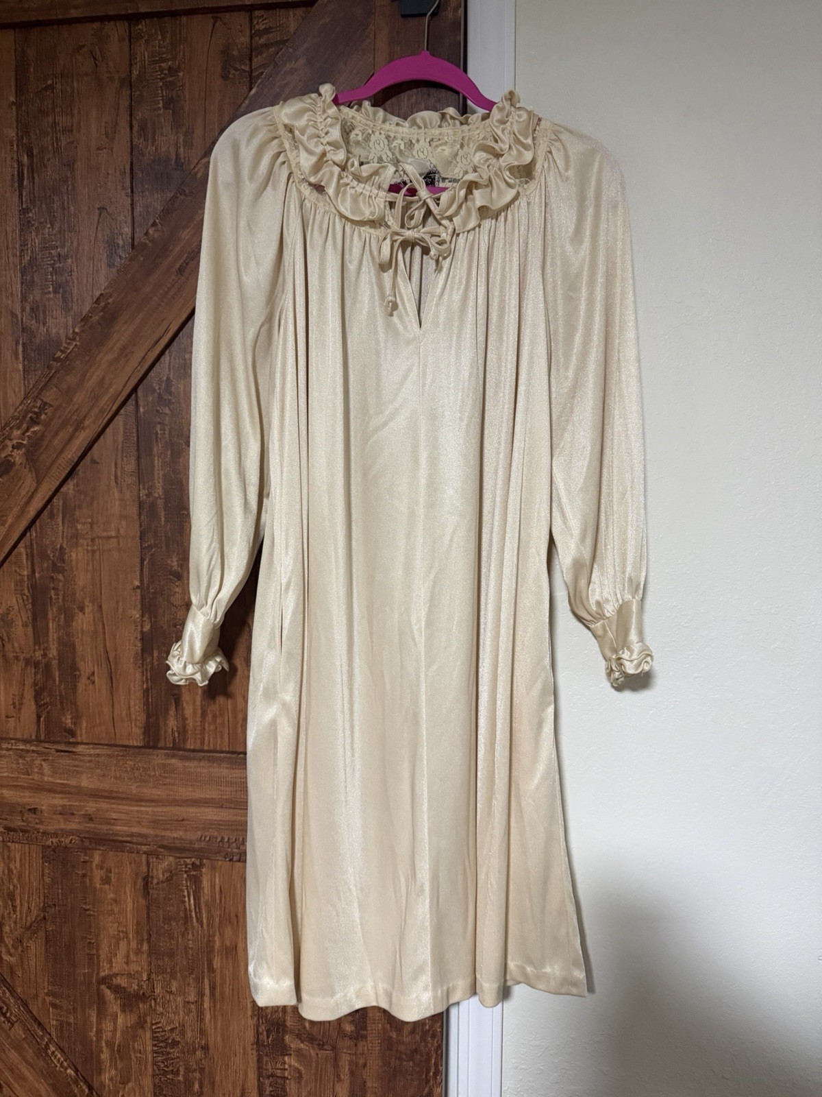 Rare Vintage Young Edwardian by Arpeji. Victorian House Robe Ivory Lace Trim M