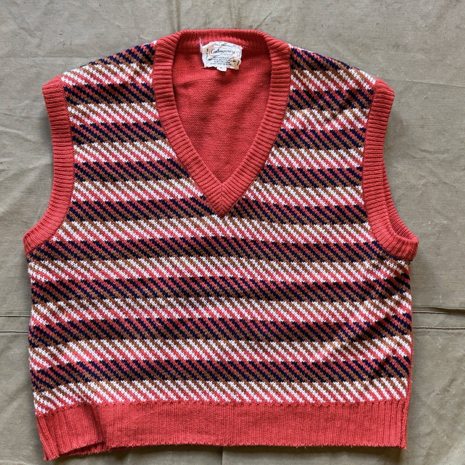 Vintage 70s Women’s Boxy Striped Cropped Vest Sz Large