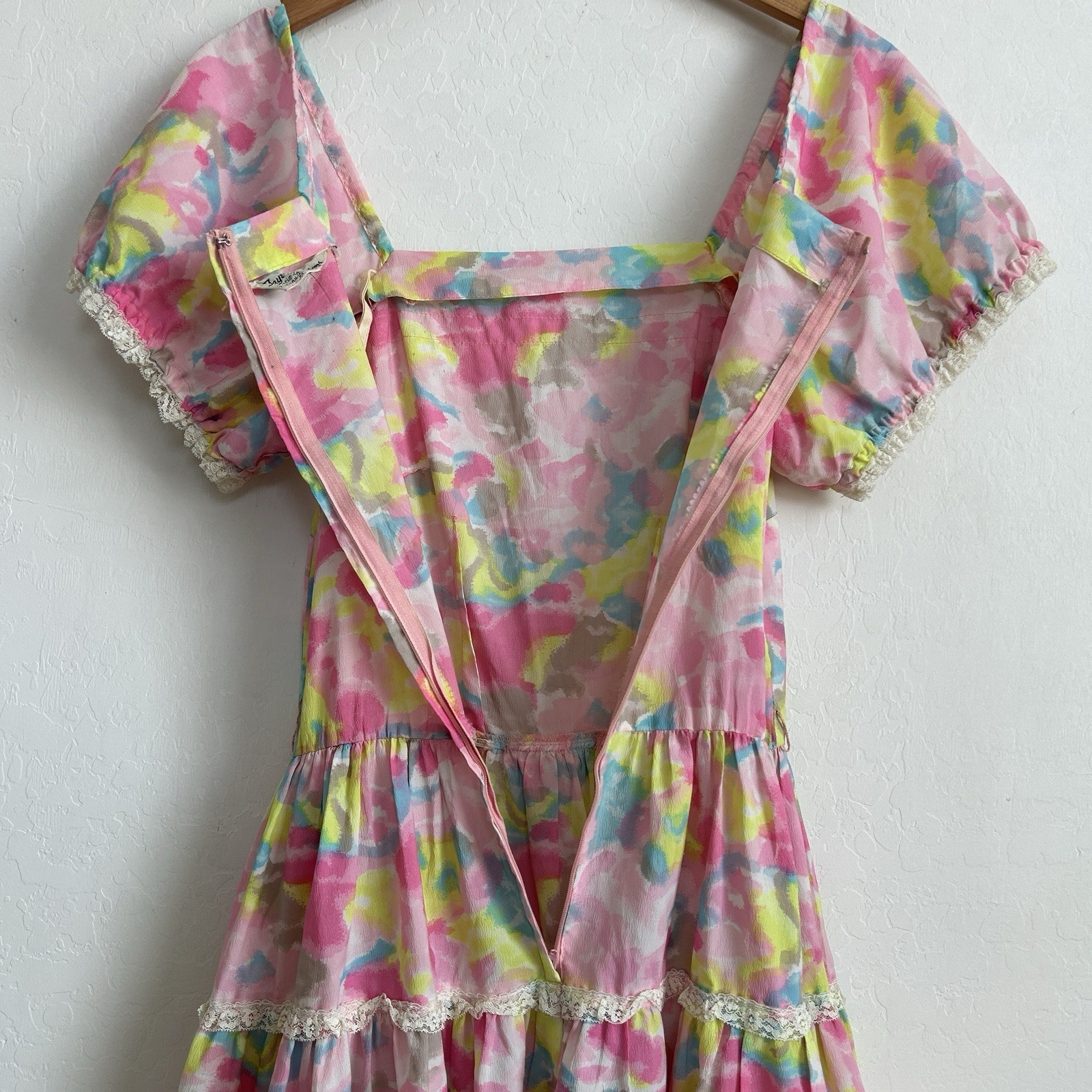 Faye Creations Vintage Dress Square Dance Patio 50s Ruffles Colorful Floral