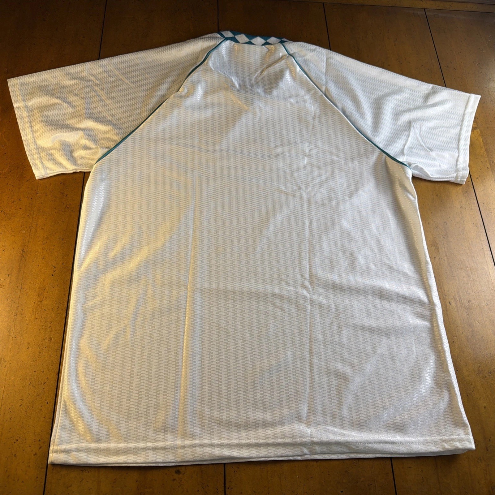 Vtg 80’s Teamwork Athletic Apparel Women’s Nylon Soccer Shirt & Shorts Medium