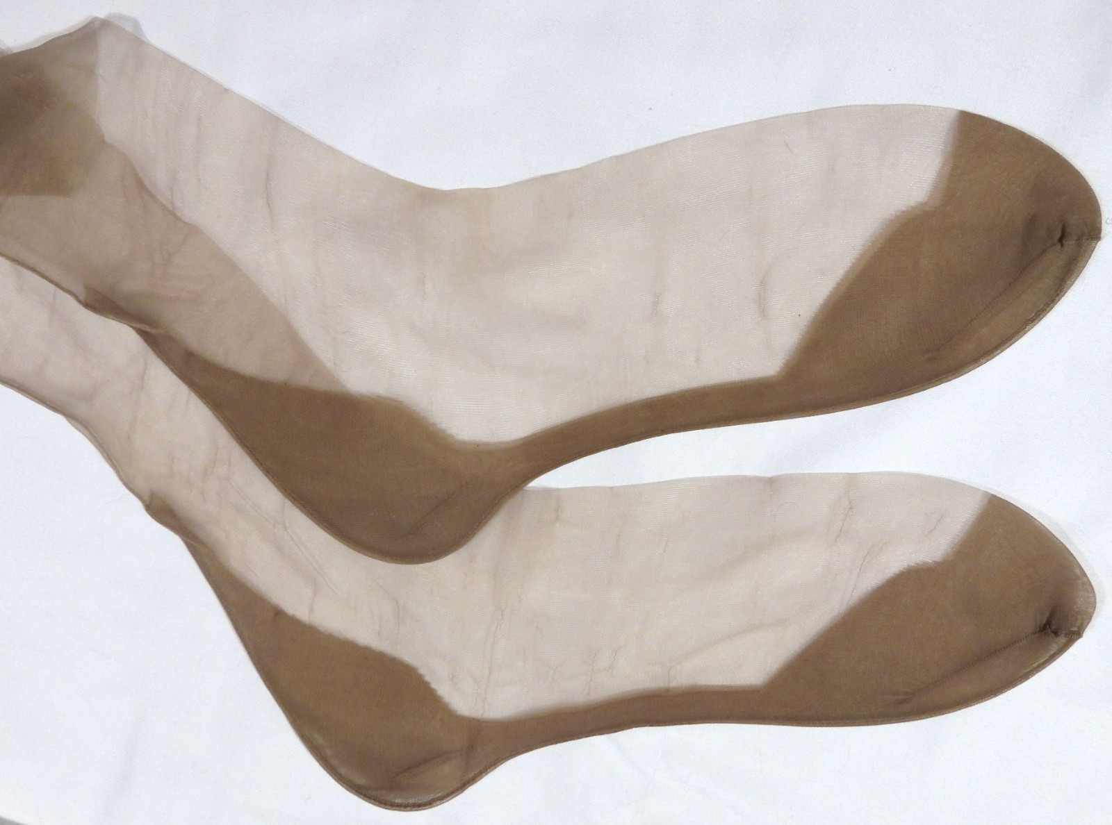 2 Pair Vtg Veitel Flat Knit Keyhole FF Plain SEAMED STOCKINGS sz 9 31&Prime; 60G/15D