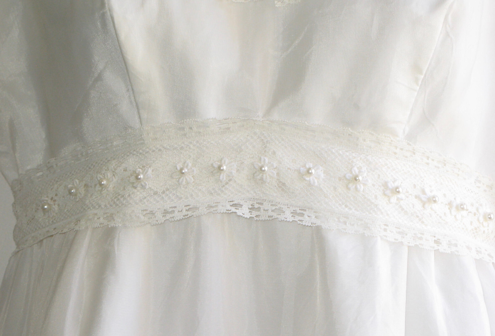 Vintage 1973 Prof.-Made Prairie-Style Lace & Chiffon Wedding Dress w/Train, S