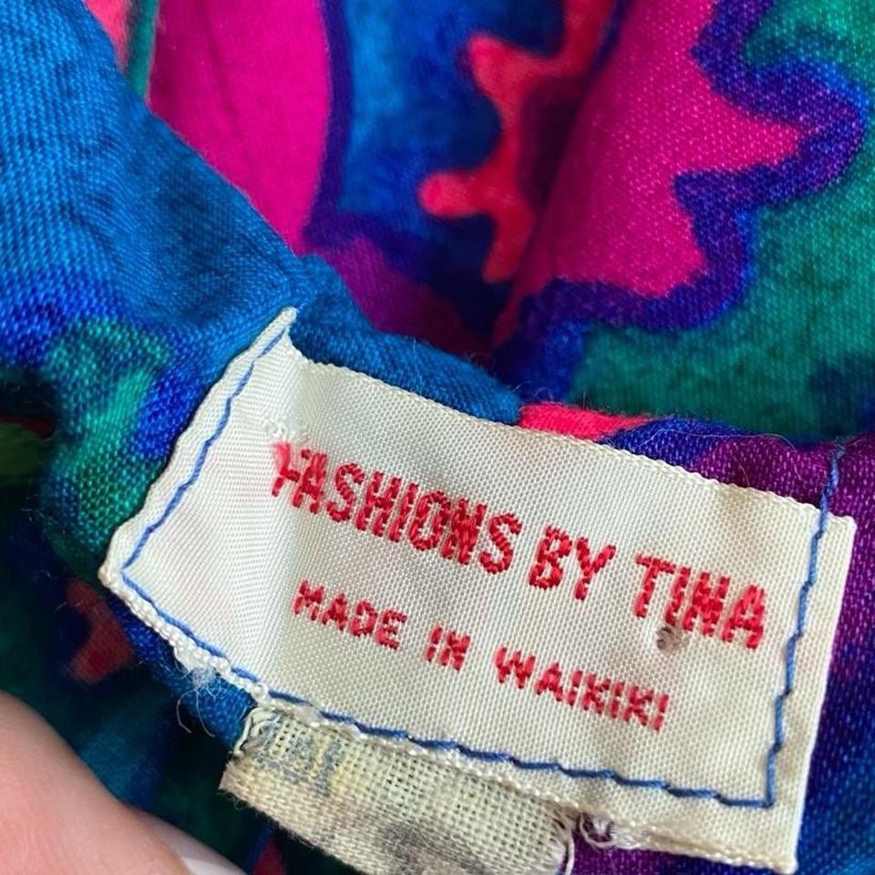 Vintage 70s Psychedelic Vibrant Floral Waikiki Maxi Dress