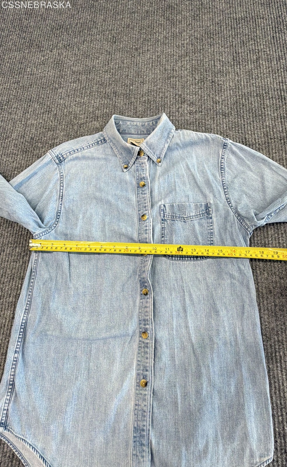Vintage 90s L.L.Bean Women&rsquo;s Light Wash Denim Button Down Shirt Sz XS Regular