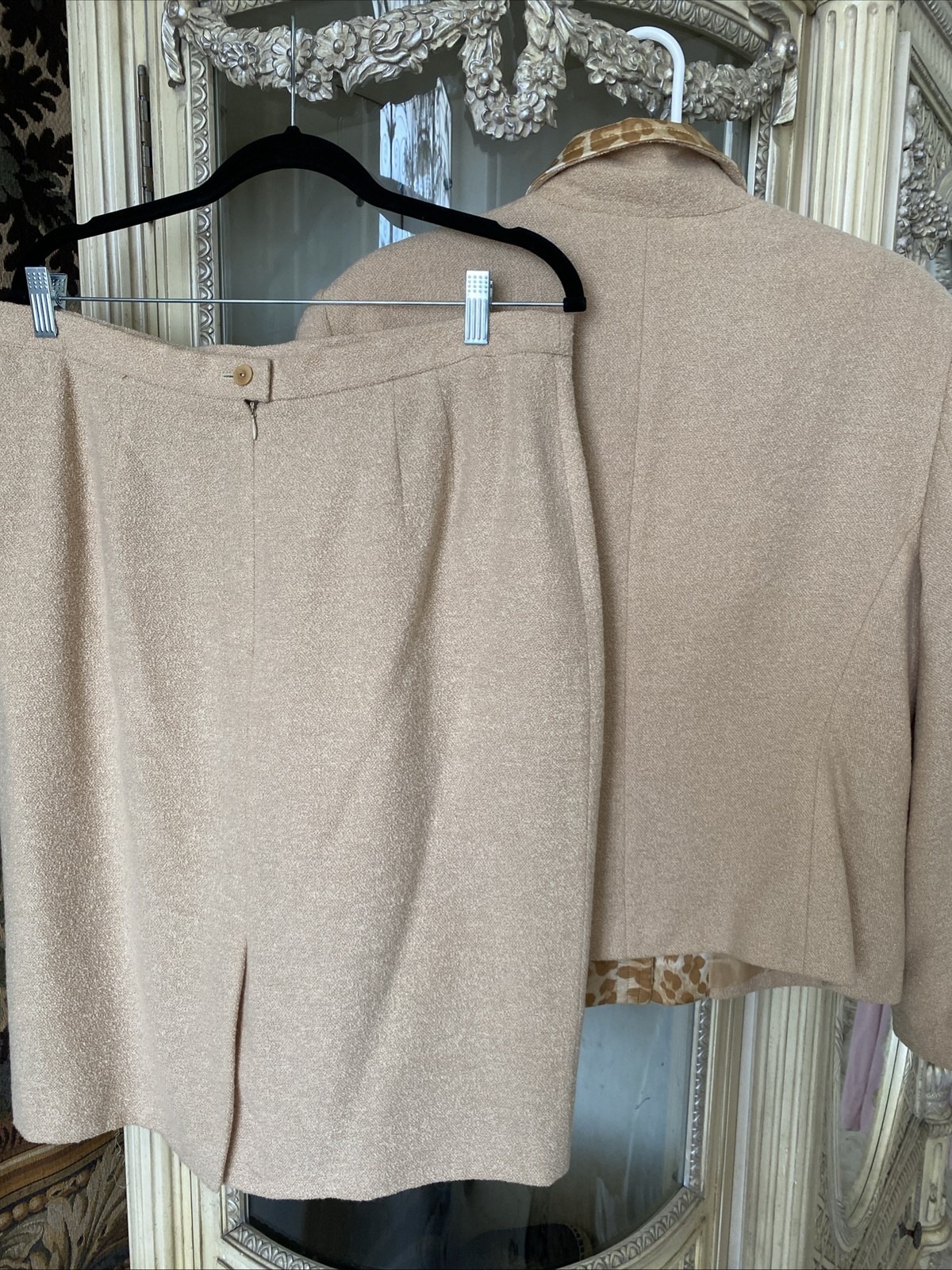 ESCADA Women’s SZ 44 Nubby Leopard Camel Beige Jacket & Skirt Vintage 2 PC Suit