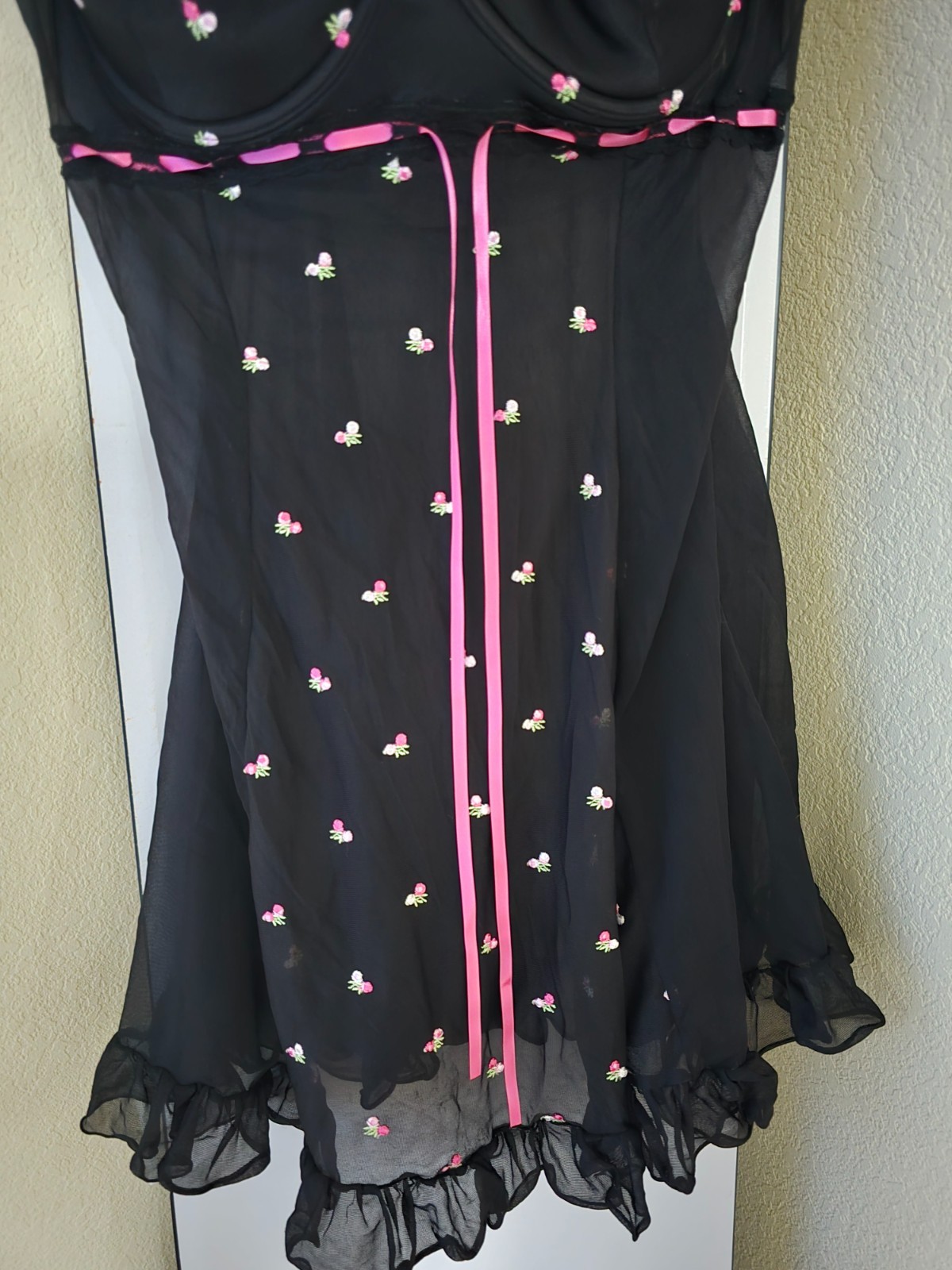 Enchanted Brand Vintage Y2K Plus Size Black & Pink Lingerie 22/24 Beautiful!