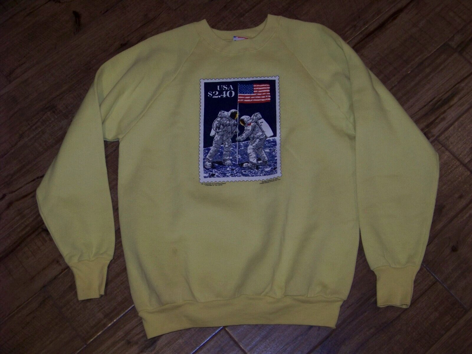 Vtg. U.S. Postal Service 1989 Sweatshirt – L – Priority Stamp « Man On The Moon »