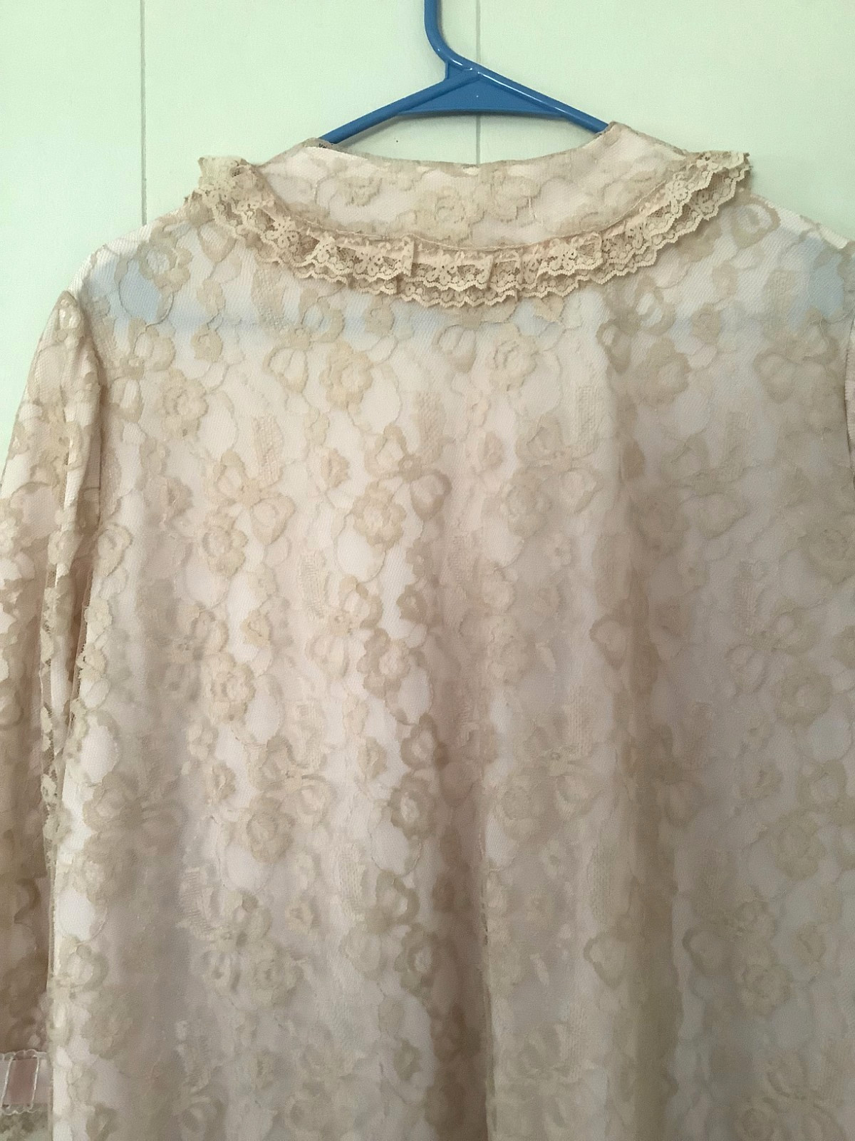 Vintage Original ODETTE BARSA Pink Lace Long Dressing Gown Robe 60s 70s Glamour