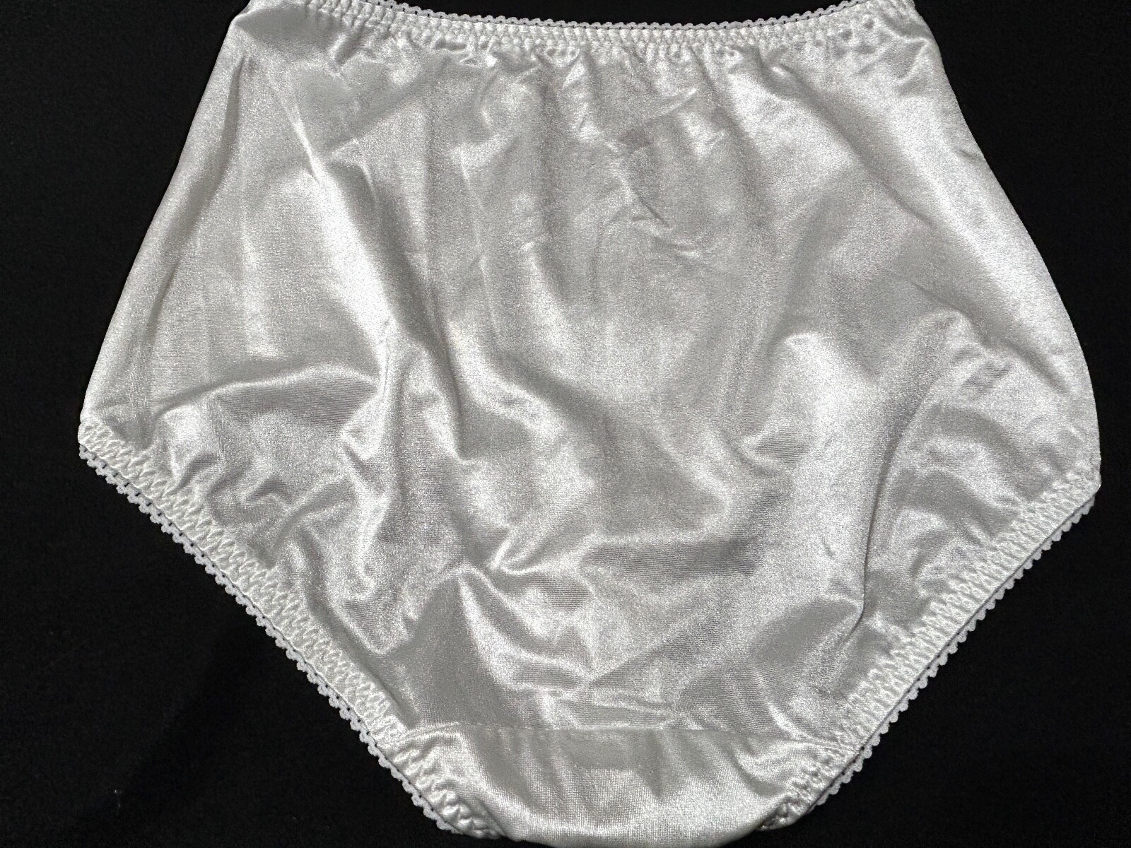 Vtg VANITY FAIR 40301 Satin Second Skin Light Control L / 7 White Brief Panties
