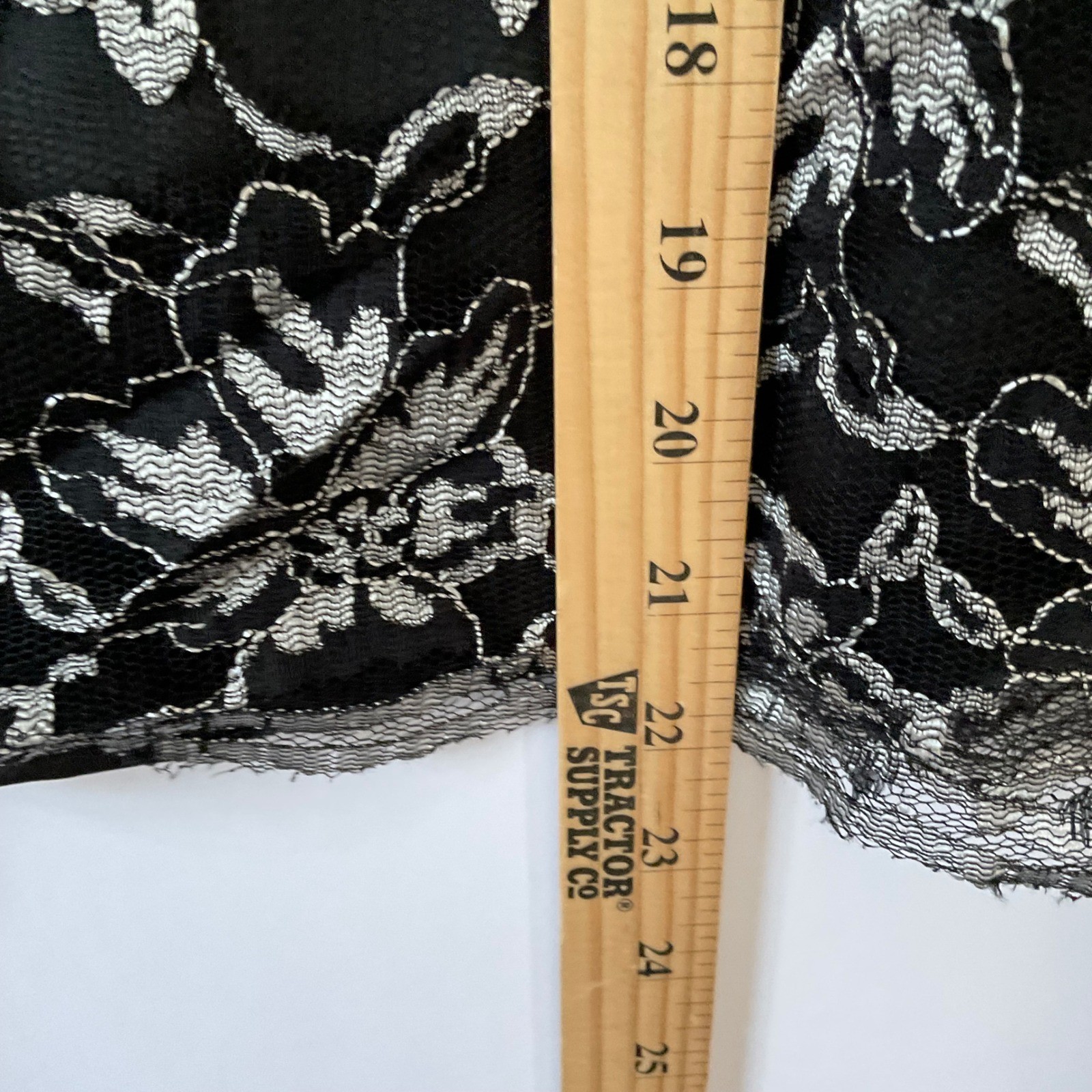 Elementz Womens Black Silver Floral Lace Camisole and Skirt Set vintage M