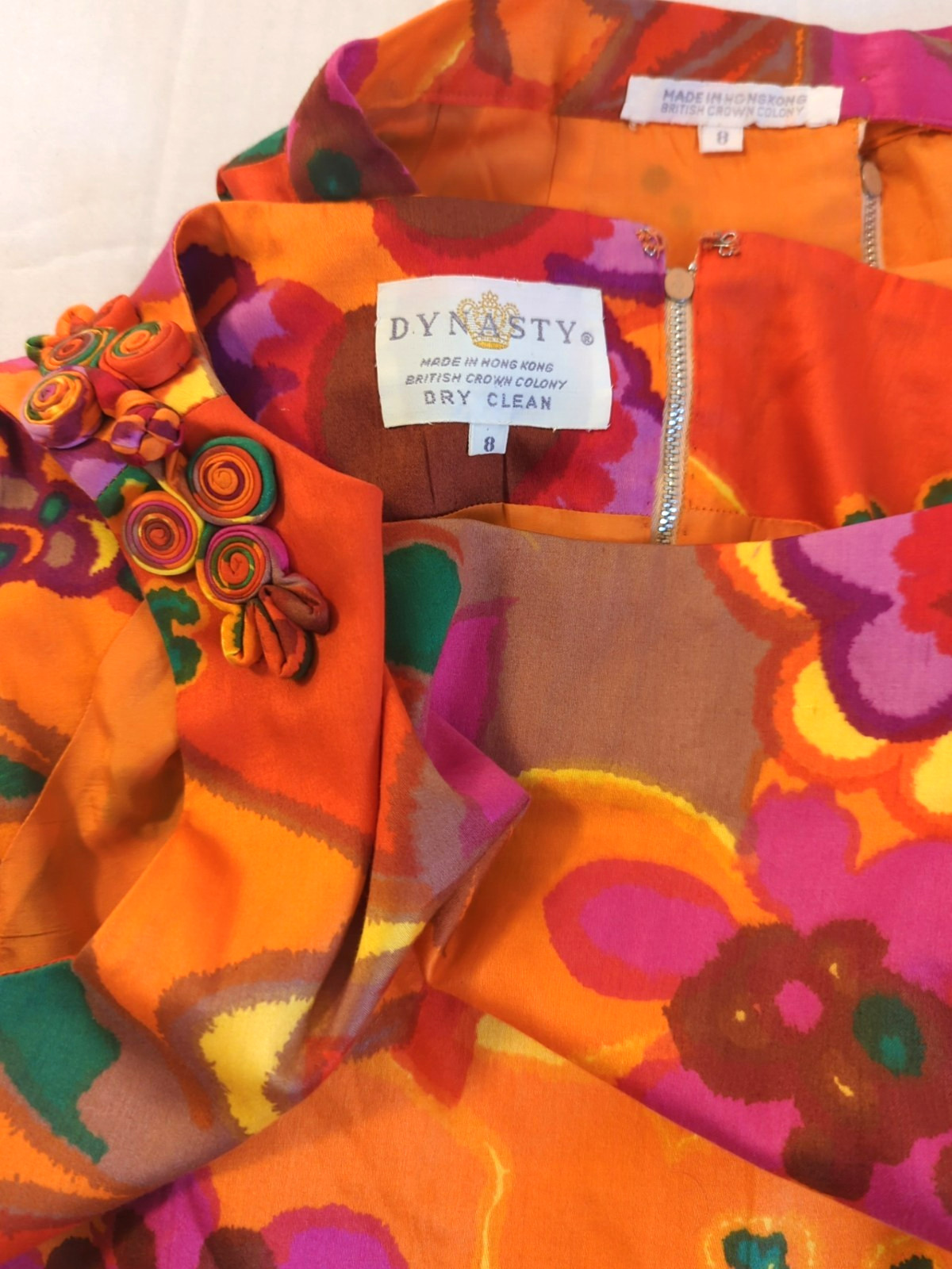 Vintage 50&rsquo;s DYNASTY Hong Kong Silk Set Top Skirt 8 Lg Floral Feminine Elegant