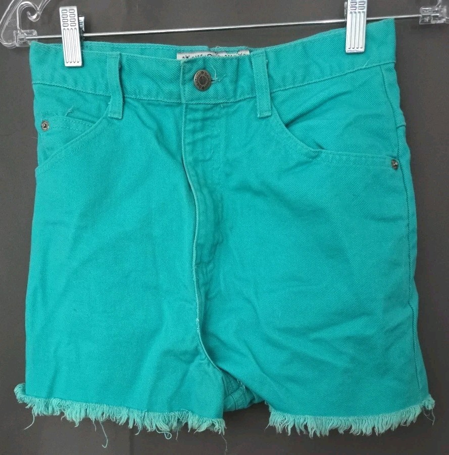 Vintage Bonjour Women&rsquo;s Junior 7/8 Shorts Teal Denim Jean Fray Hem