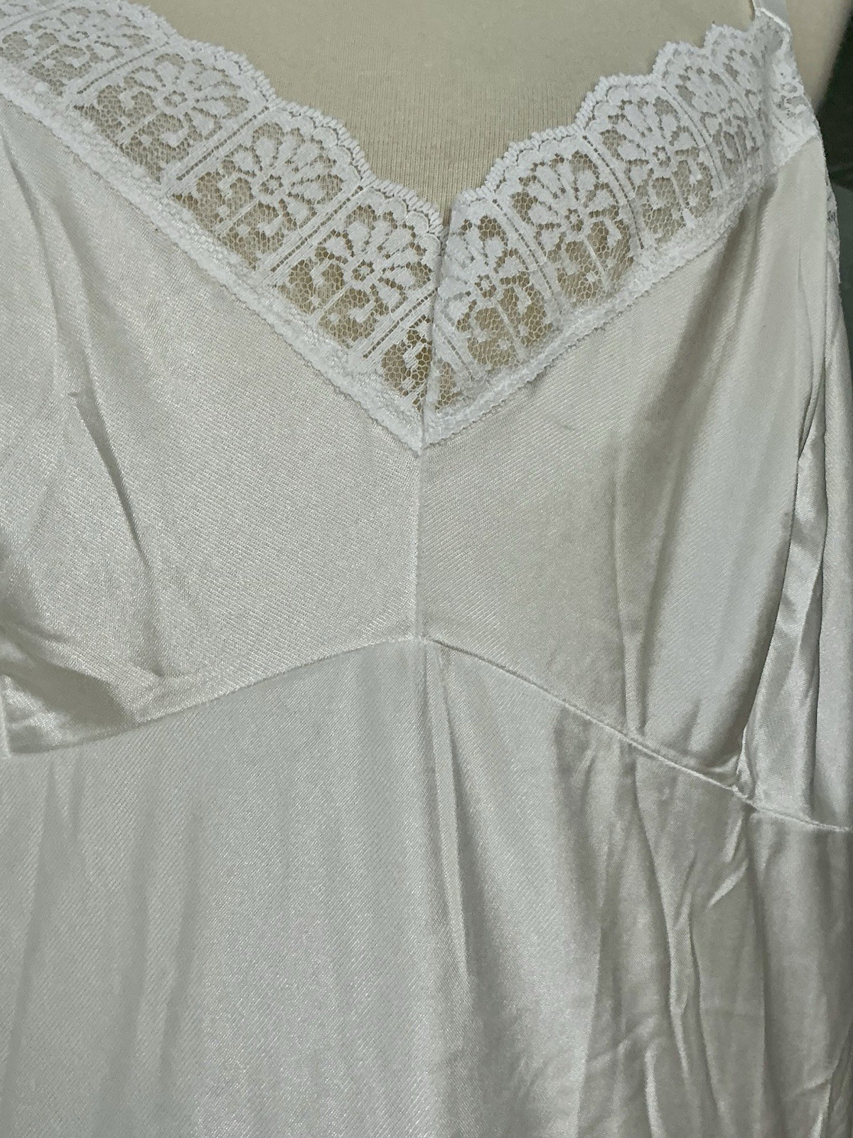 Dixie Belle USA Adjustable Strap Full Slip (42Average) Blk/Wh Color Block NEW