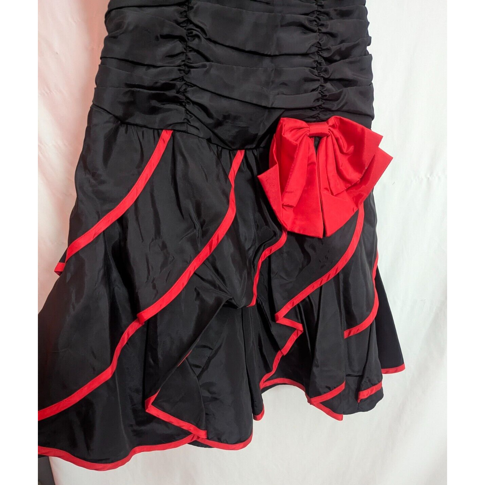 Vtg Hanna Lee Black Red Ruched Formal Dress Size 5/6 Glam Rock Goth Grunge