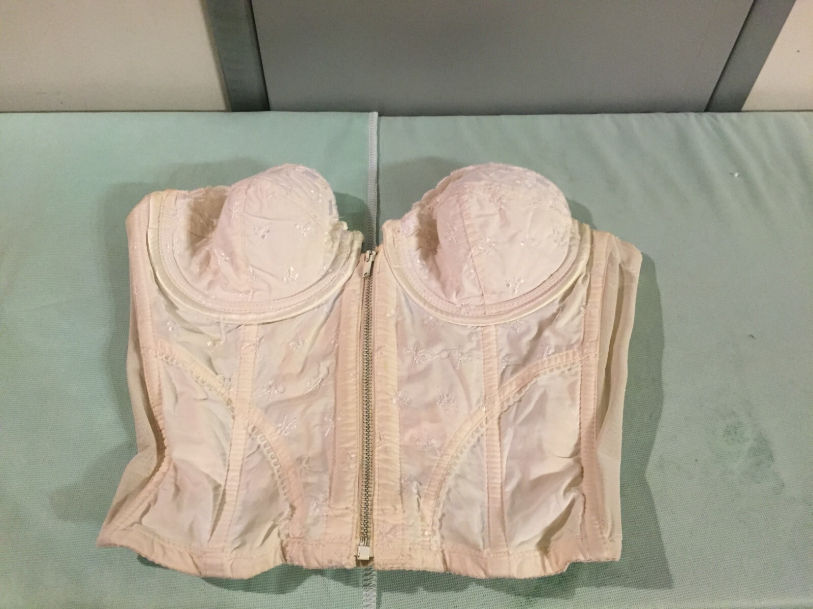 Vintage 1950s Beige ILGWU by Lady Marlene Zippered Corset – Size 34B … &lsquo;RARE&rsquo;