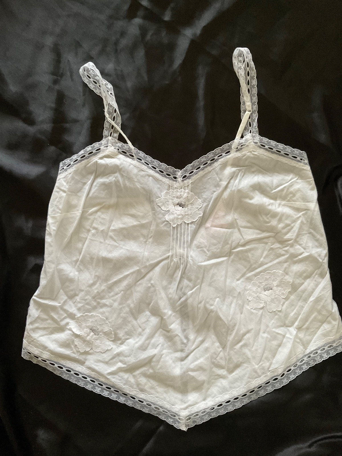 Vtg Victoria&rsquo;s Secret Sleep Tank Top Cami Sz. S White Cotton Lace Trim Boho