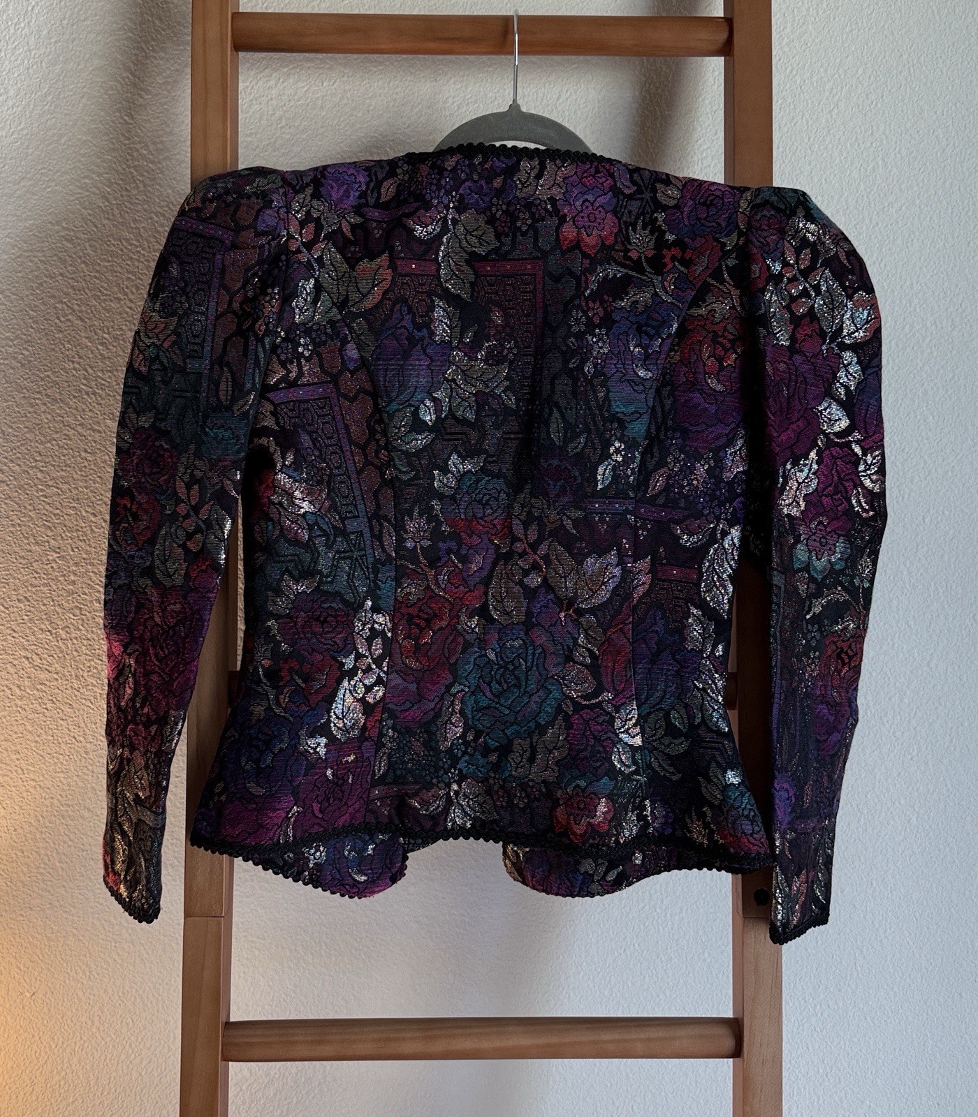 Vintage cachet metallic floral multicolored puff sleeve button front jacket MED