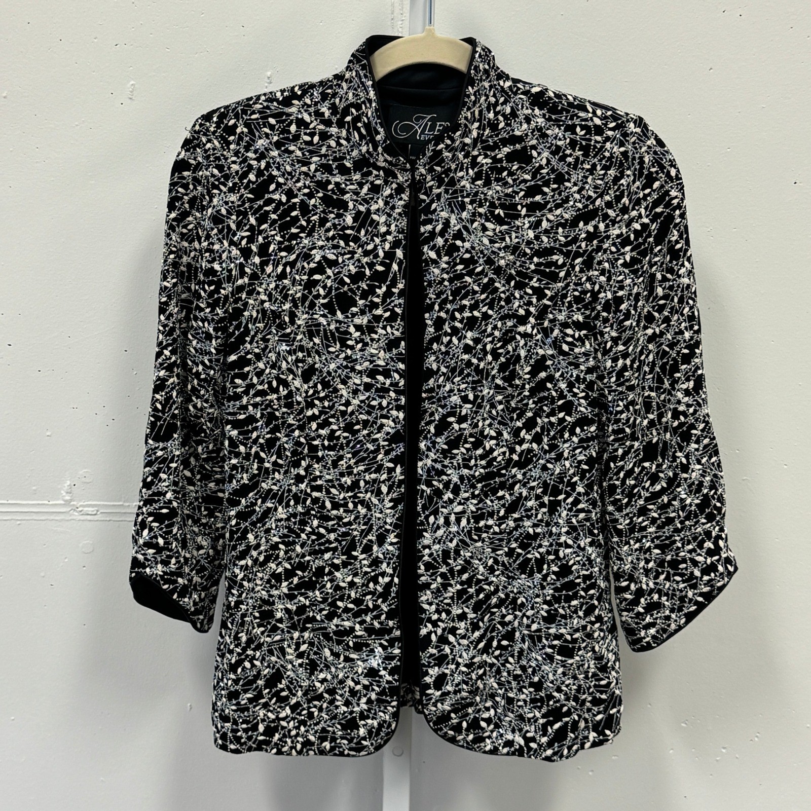 Alex Evenings Women&rsquo;s Silver Embroidered Open Front Jacket Mock Neck Black Small