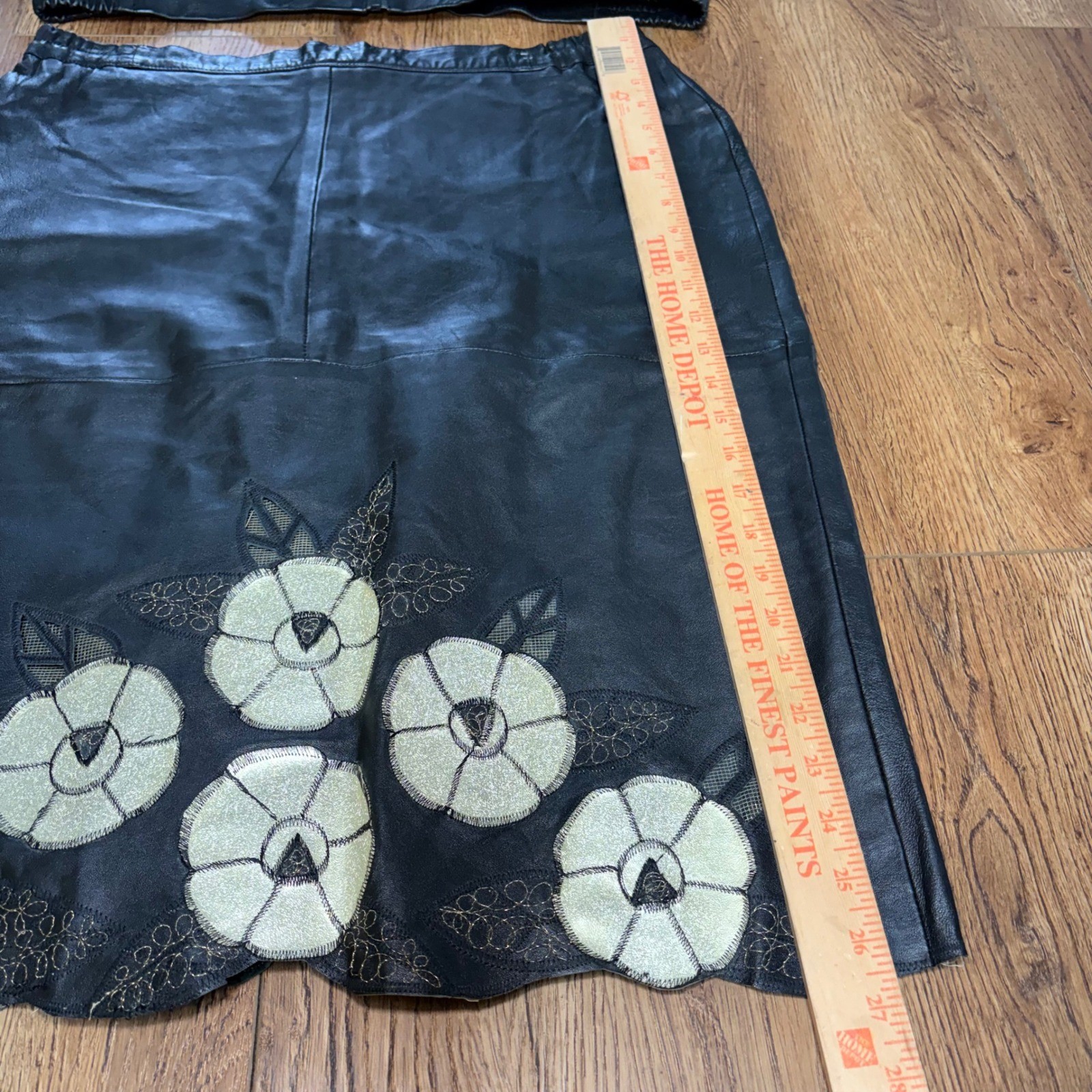Vintage 80s Black Leather Floral Appliqué Matching Set Batwing Jacket & Skirt XL