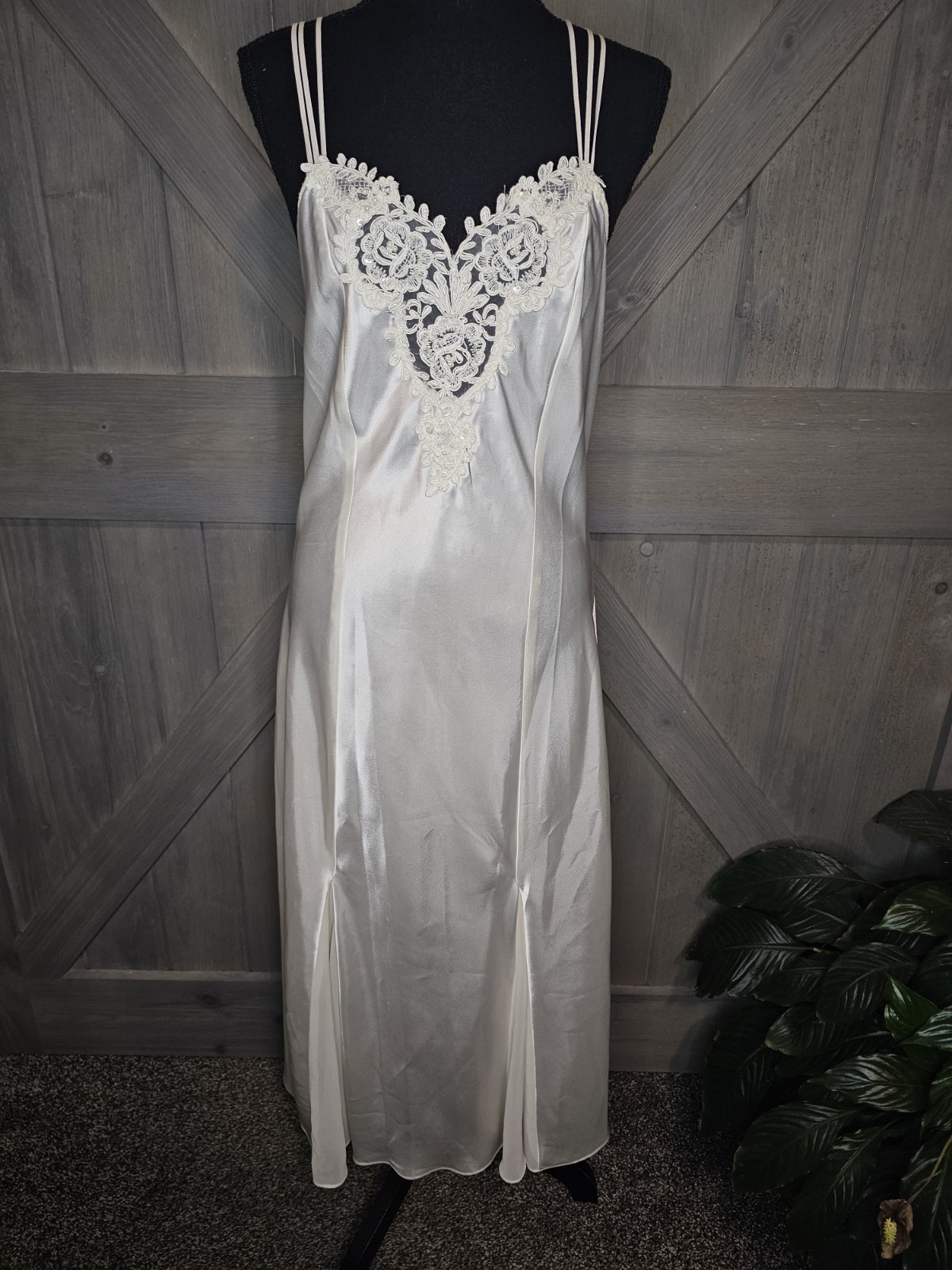 Vintage Enchanting Slip Nightgown sz Medium