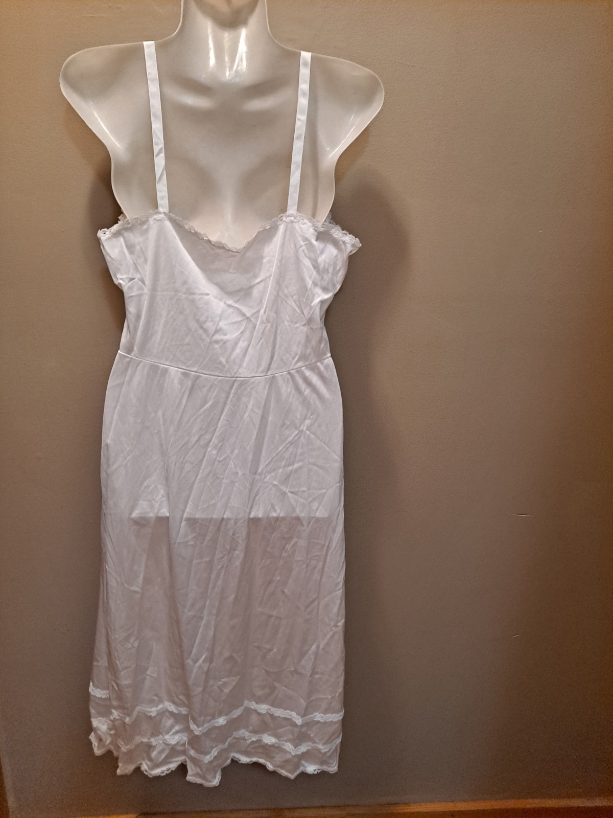Dixie Belle Made In USA Adjustable Strap Full Slip 36 Tall White Lace
