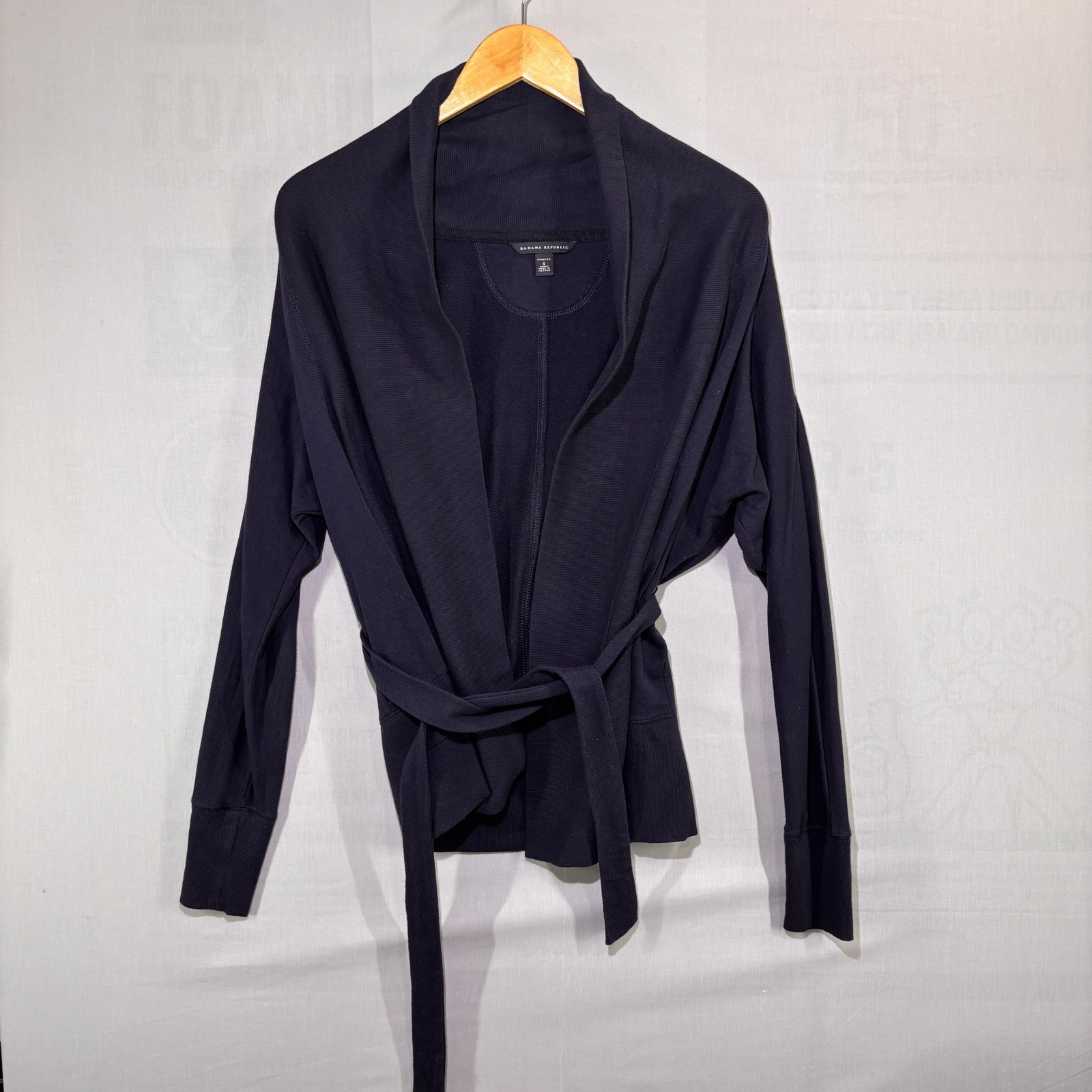 Banana Republic Stretch Wrap Navy Top Blouse Sz Small Excellent condition