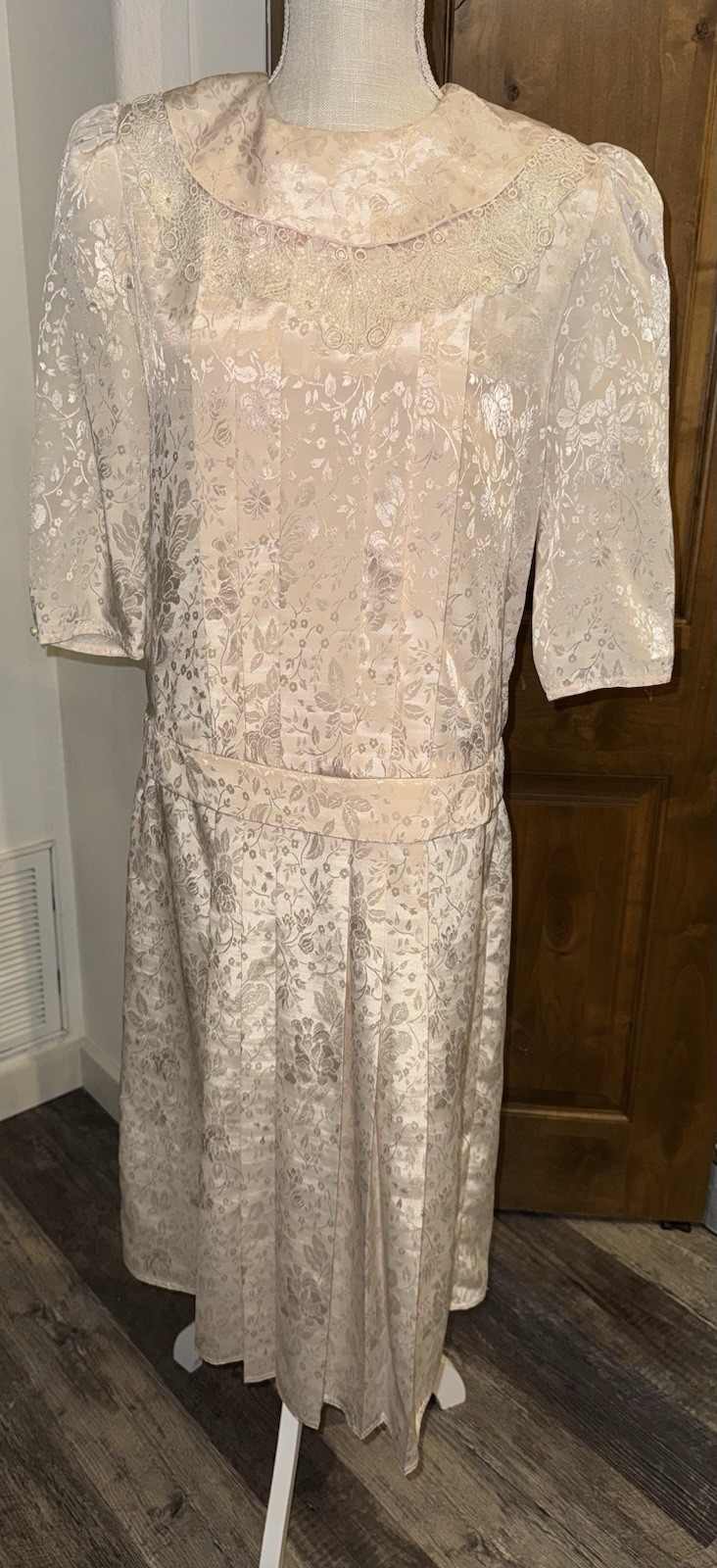 Vintage Dress SIZE Medium Peach drop waist NILANI flapper cottage 80s 90s modest
