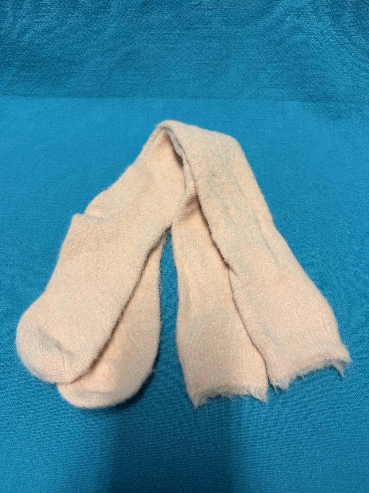 Vintage Ladies Socks Acrylic Crew Peach 8-11 23&Prime; 80&rsquo;s 90&rsquo;s NOS Fuzzy