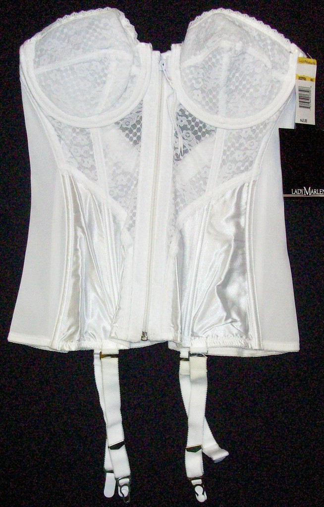 NWT Vintage old stock LADY MARLENE 000986 White CORSET with GARTER BELT Sz- 38 C