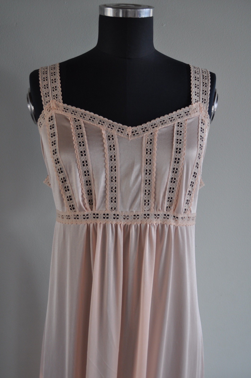Vintage Gossard Artemis Long Sleepware Peach Read for Measurements