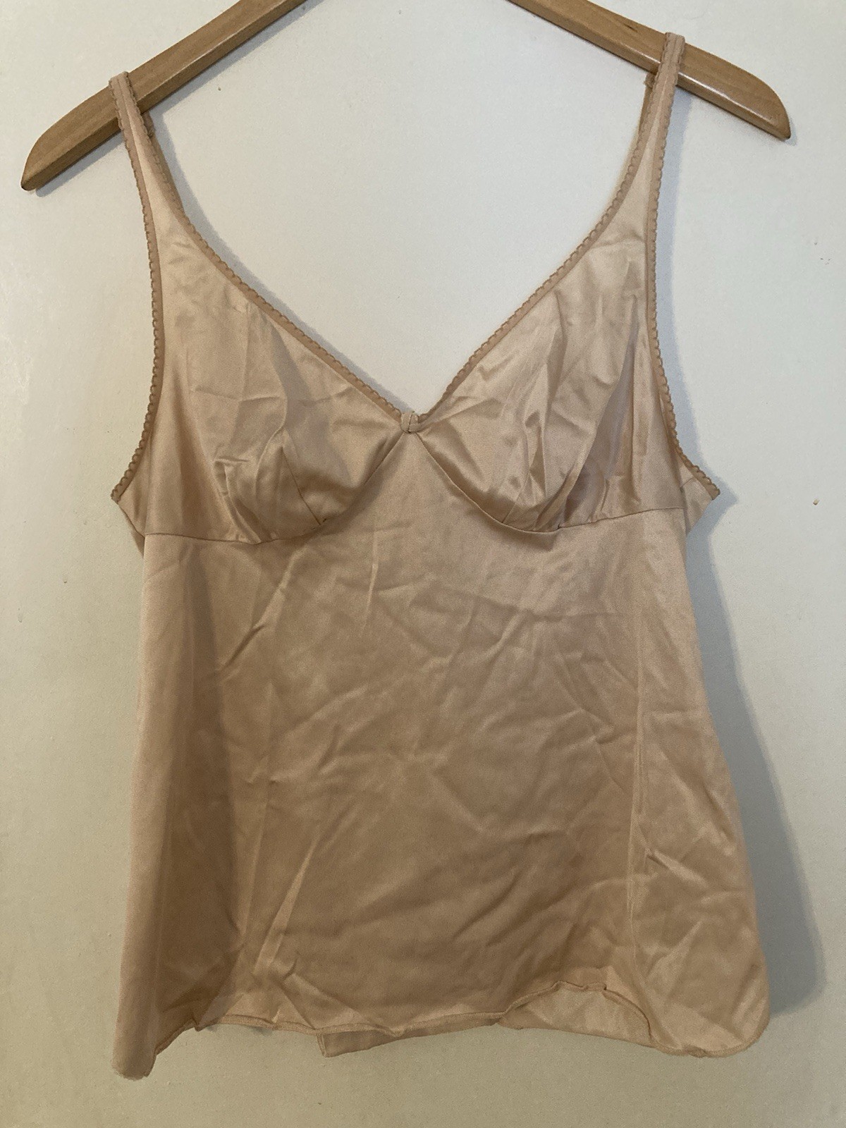 VTG VASSARETTE UNDERNEATH-IT-ALL “SATINESSENCE” Champagne Pink CAMISOLE Size 36