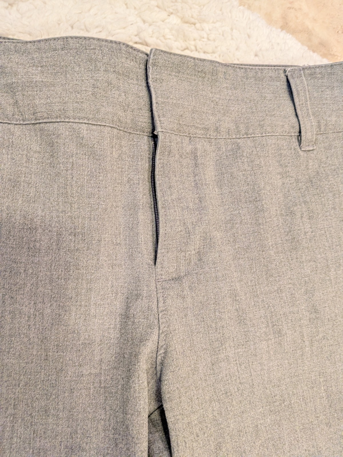 Vintage 2006, low rise gray slacks, Women 8. 32 in Waist. 9 in Rise. 30 inseam.