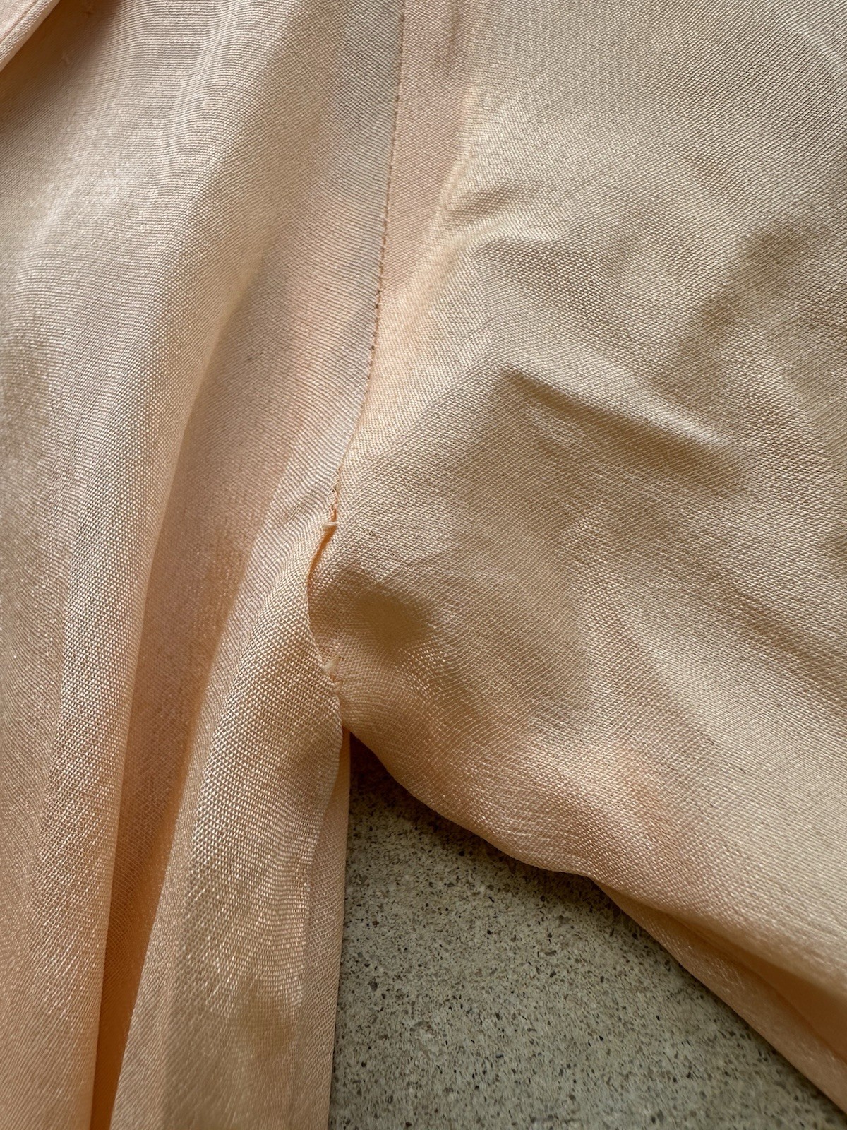 1930s 40s Peach Rayon Satin Robe Art Deco Wrap Boudoir Dressing Gown S Vintage