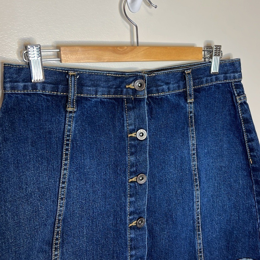 Forever 21 Denim Button-Front A-Line Skirt Size 6