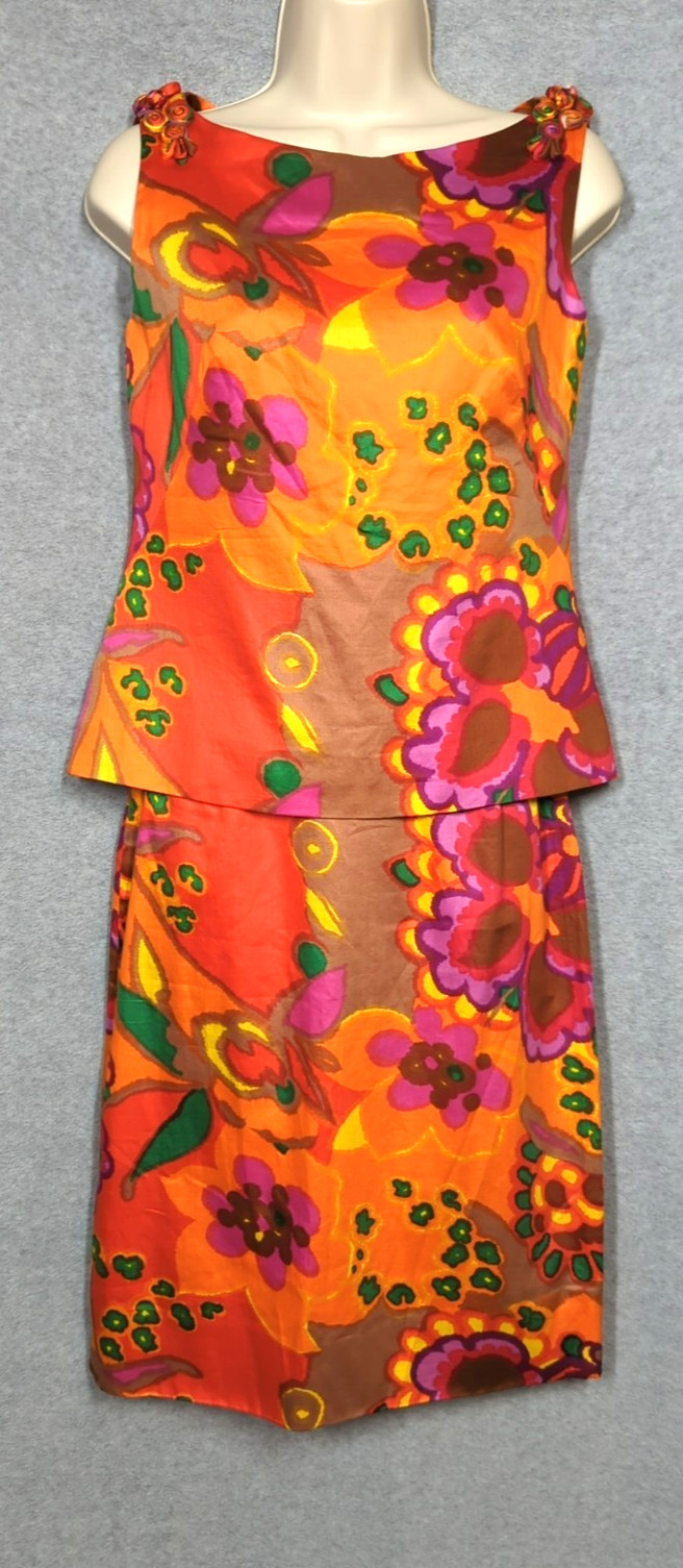 Vintage 50&rsquo;s DYNASTY Hong Kong Silk Set Top Skirt 8 Lg Floral Feminine Elegant