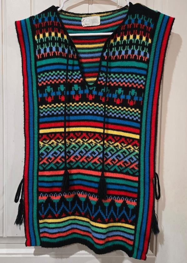 VTG 70&rsquo;s Rainbow Sweater Vest/Pancho Mexican Open Sides Boho Hippe Unisex SZ S/M
