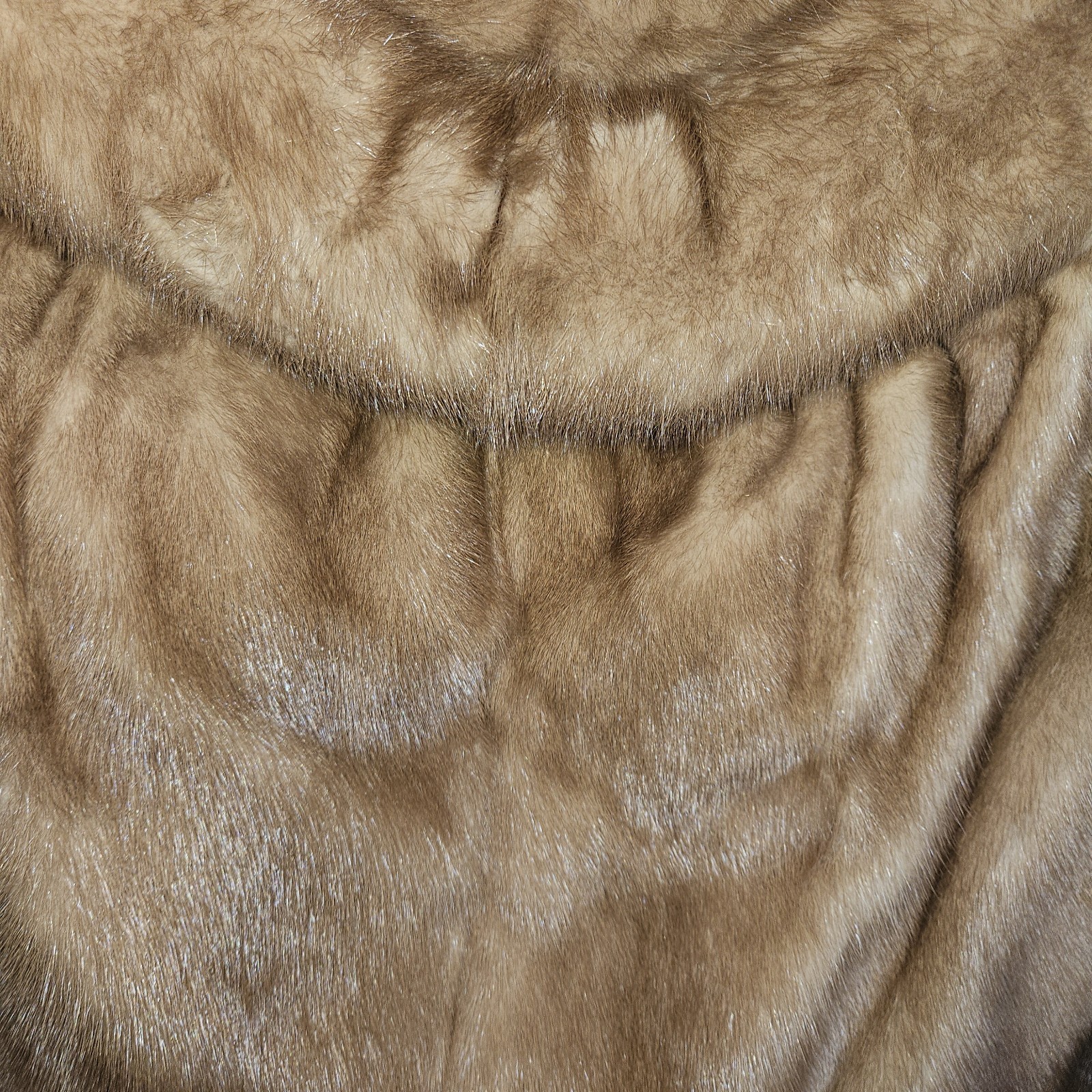 Mink Genuine Fur Vintage Immaculate Condition Stroll Brown Pockets Collar Button