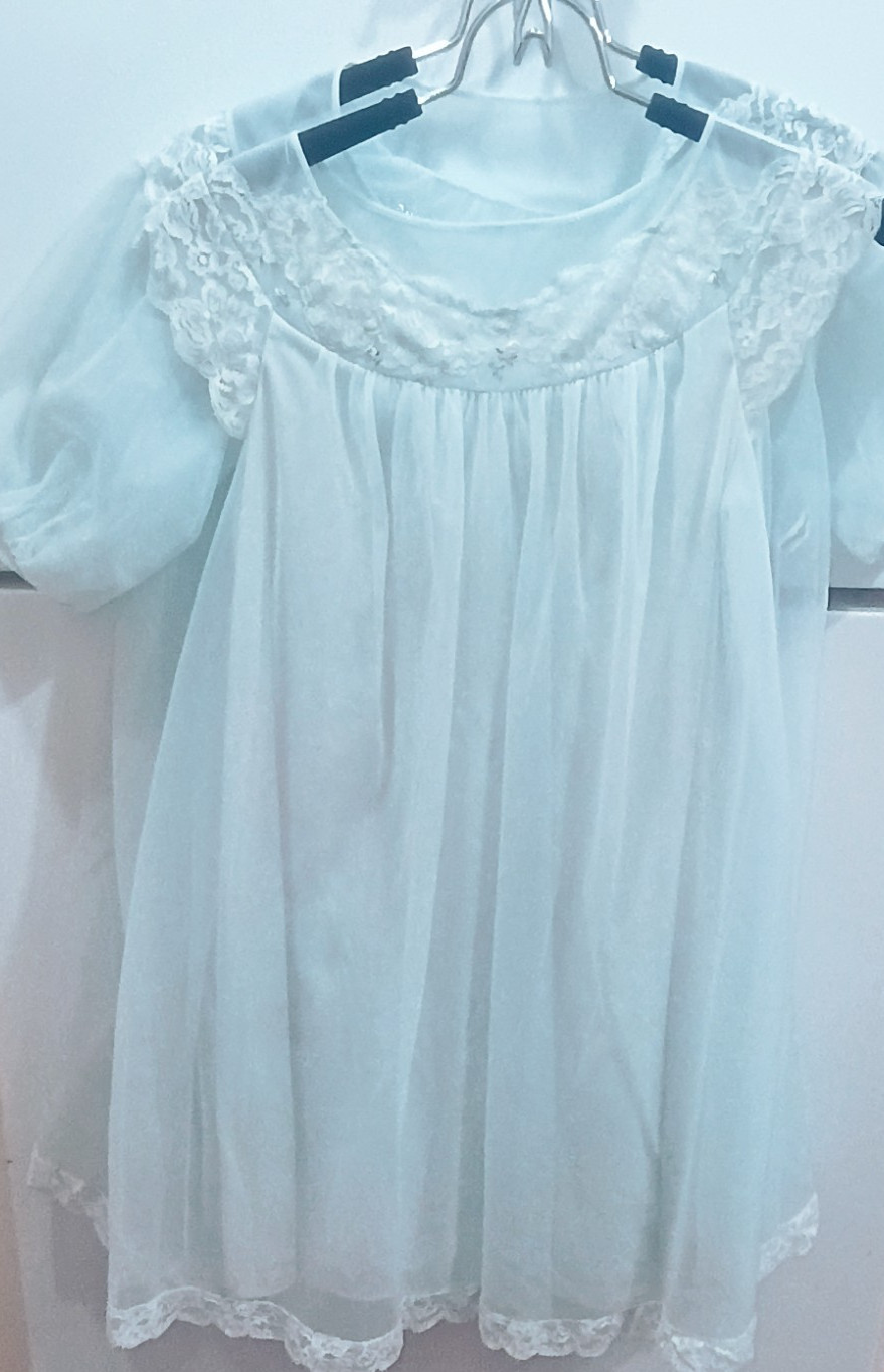Shadowline Petite Light Blue Nylon Lace Vintage Robe & Nightgown Peignoir Set