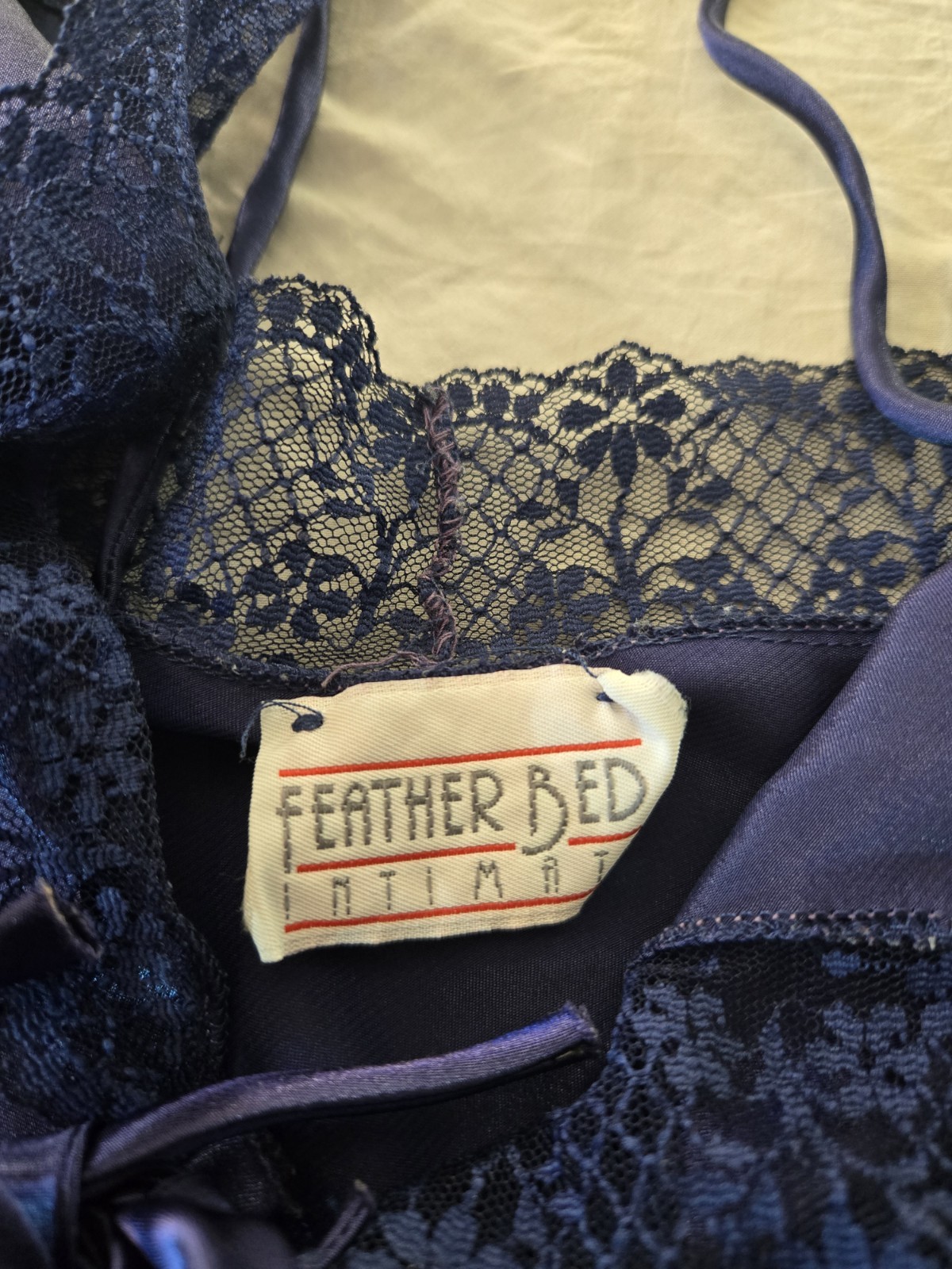 Vintage Feather Bed Intimates Blue Satin Finish Lace Chemise Nightgown M