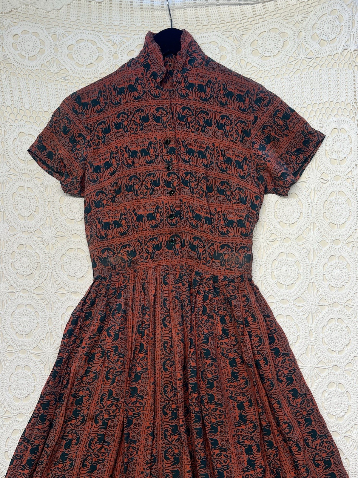 40’s-50’s Vintage Dress Novelty Animal Print Rust Green Gem Buttons Crown Zipper