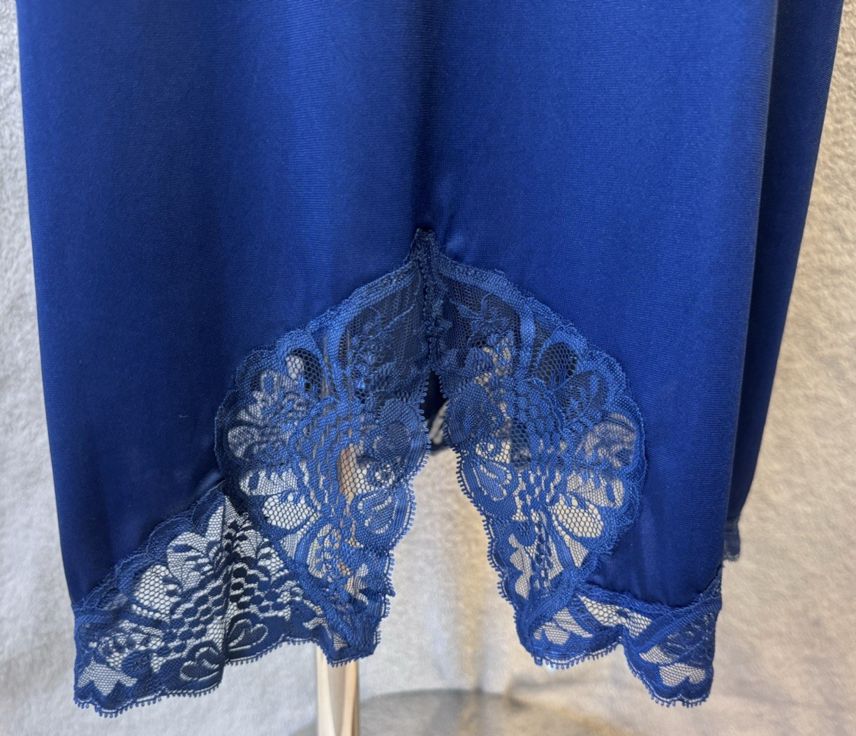 Shadowline Full Slip Blue NOS w/Orig Tags, Peek-A-Boo Bodice Lace, Sexy VTG 90&rsquo;s