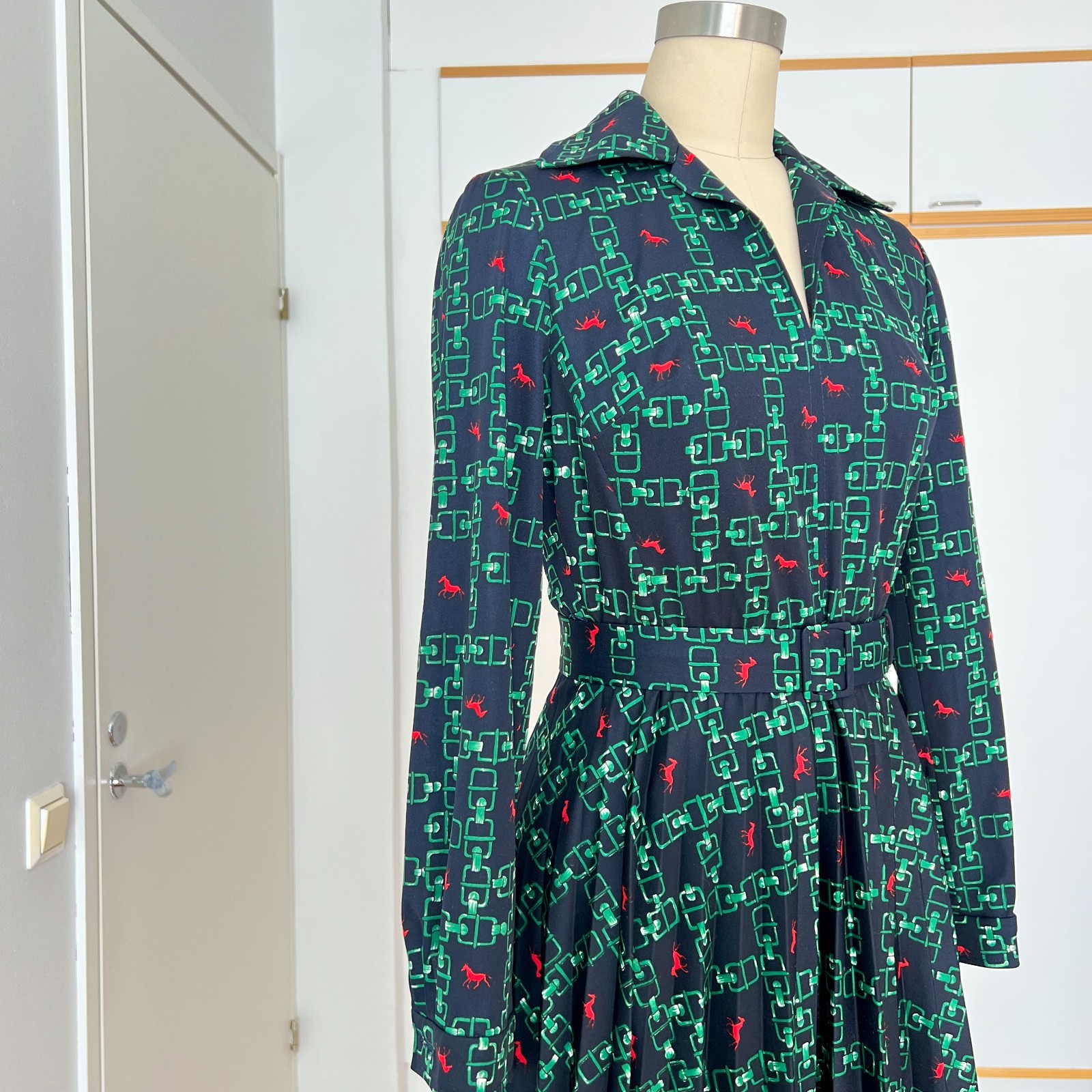 1970s Abstract Print Long Sleeves Pleated Midi Day Dress Aline Retro Mod EU 38
