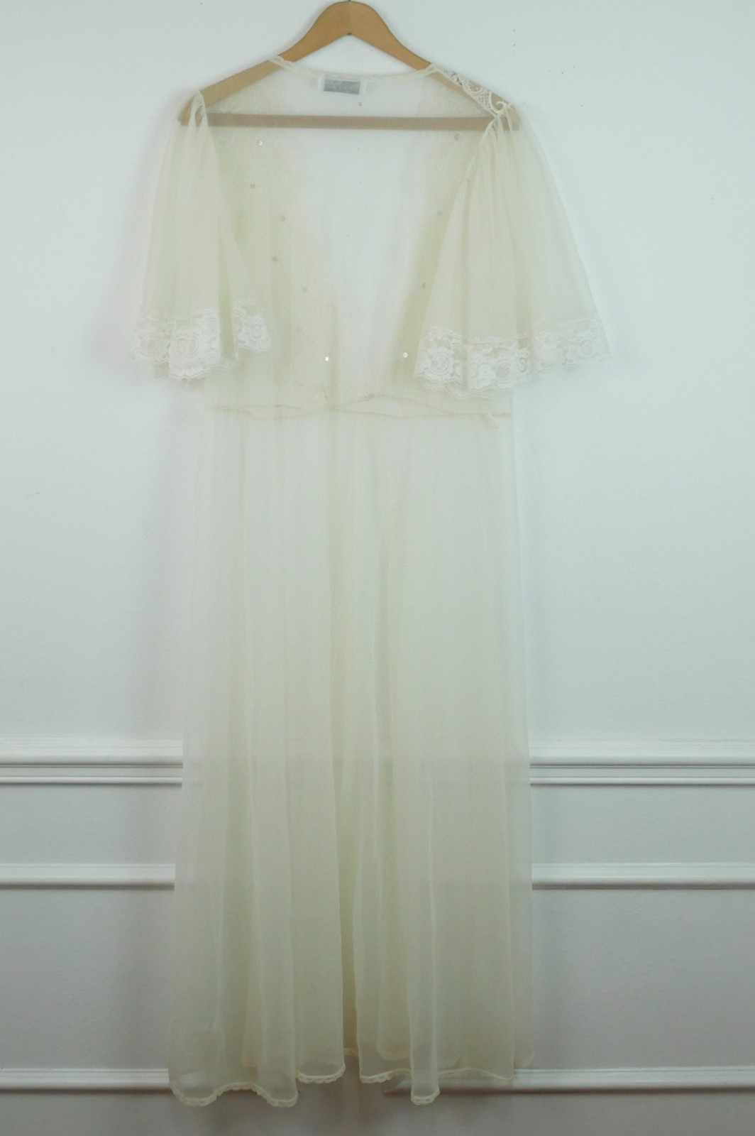 Vintage Val Mode Peignoir Set Sheer Nylon Lace Medium Coquette Bridal Romantic