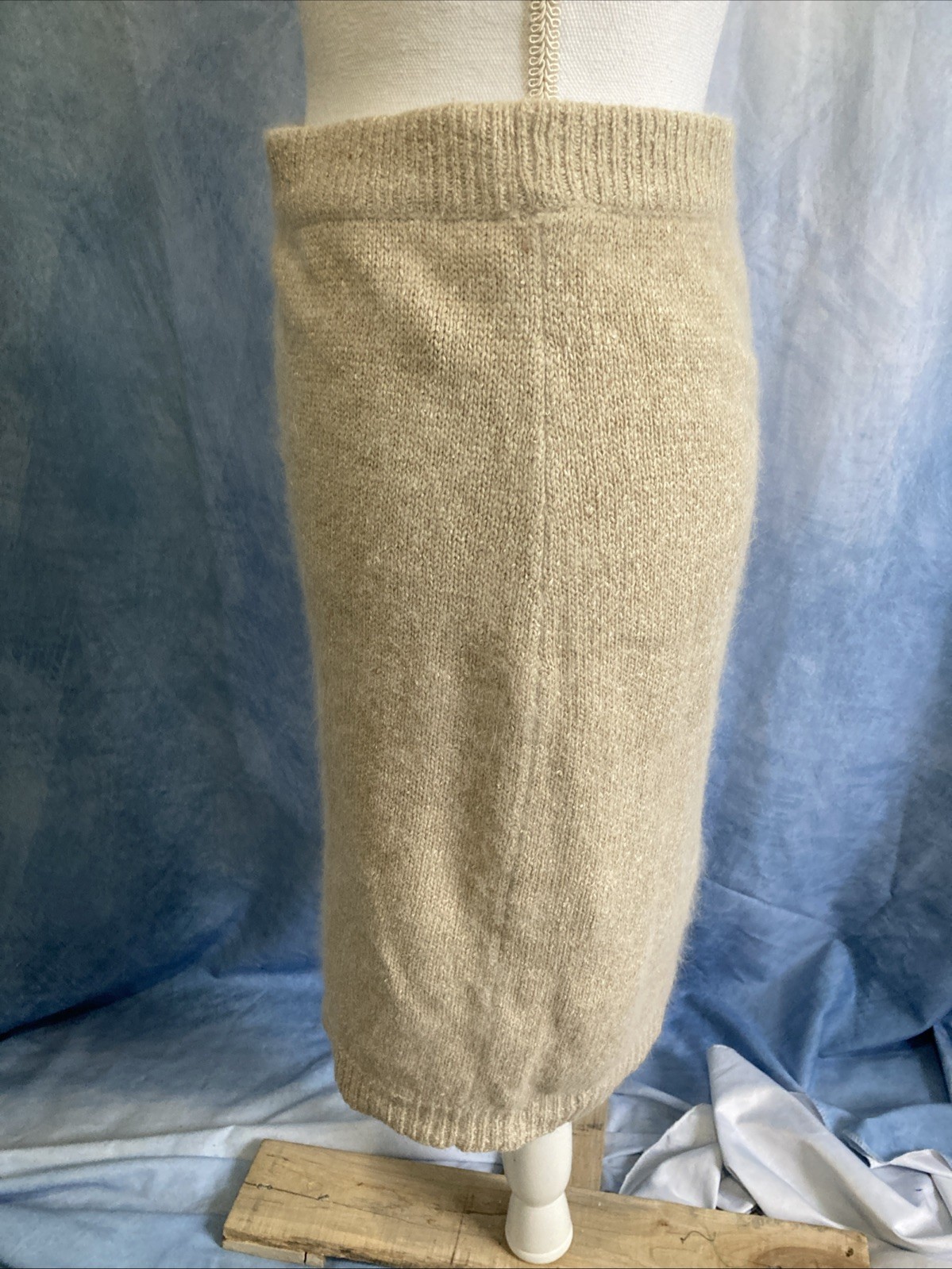 VTG 90s I.B. Diffusion Knit Skirt Medium Beige Cream Silk Blend Angora Lambswool
