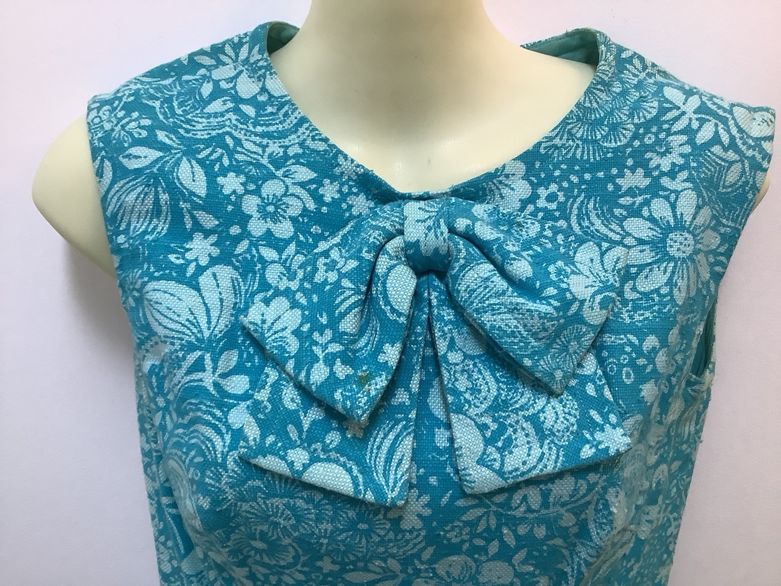 Vintage 1960s Aqua Floral Lined Sleeveless Sheath Dress Peck & Peck ILGWU Label